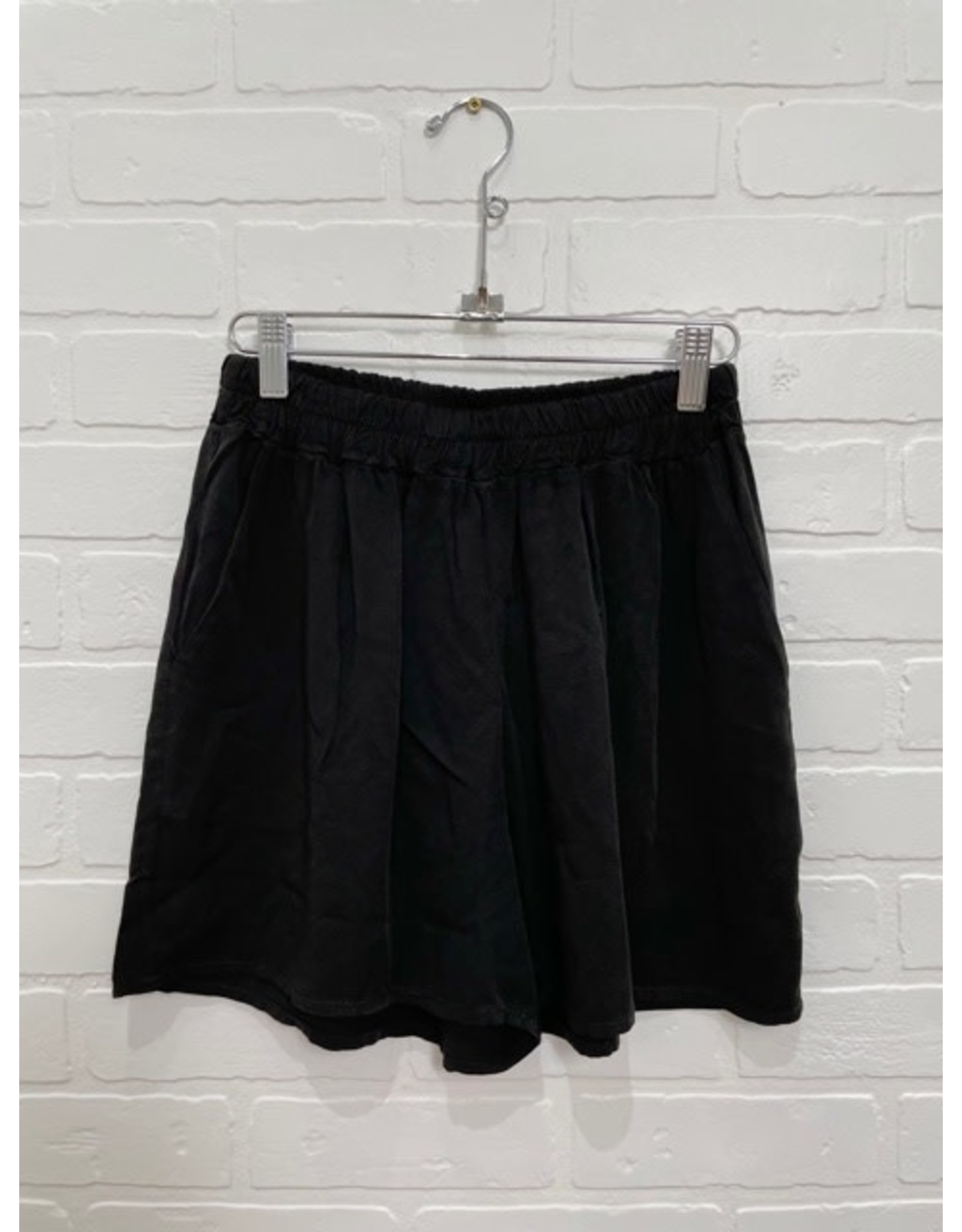 M - Made in Italy Made in Italy - Woven shorts (black)
