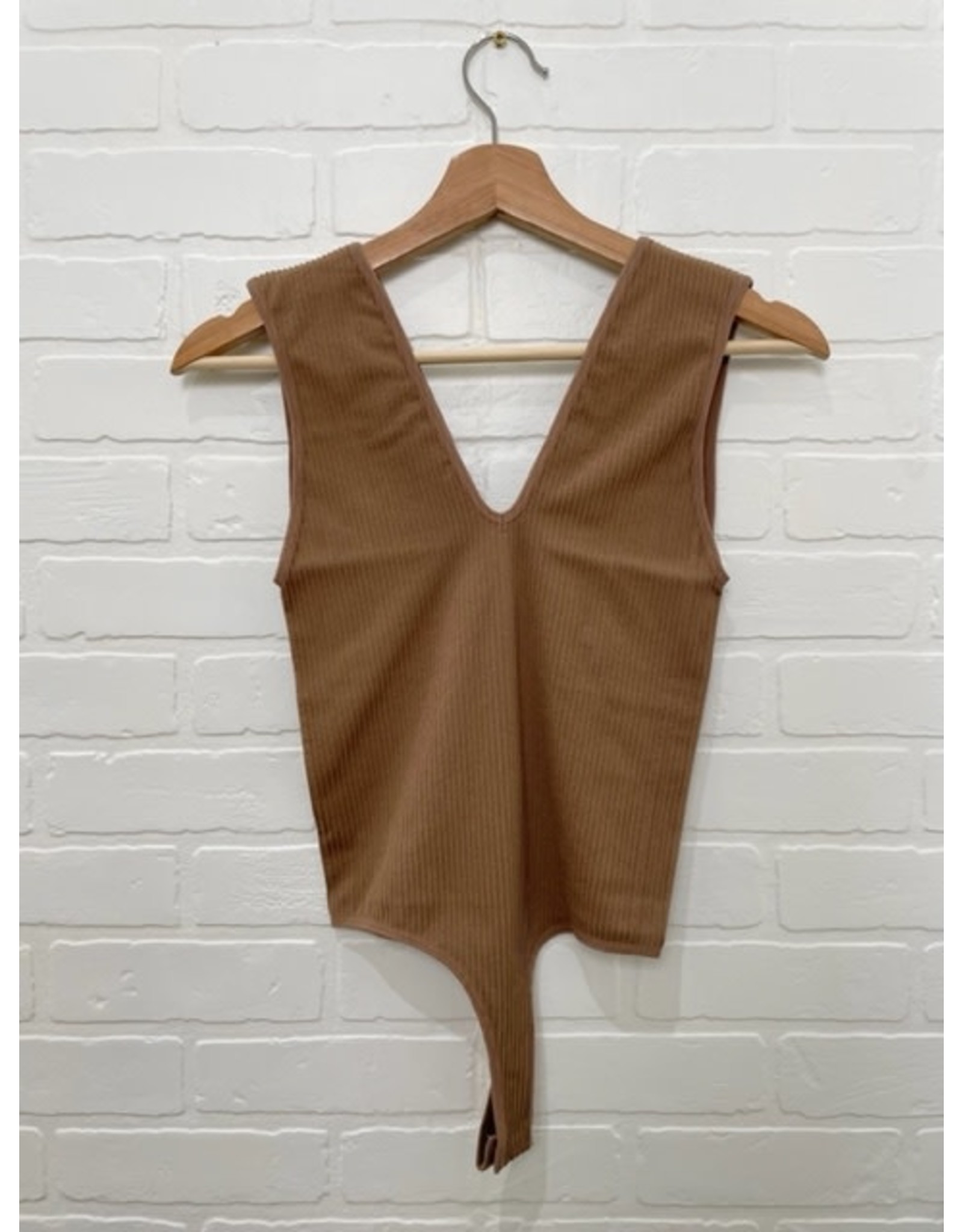 RD Style RD Style - V neck bodysuit (clay)