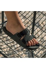 Chaco Chaco - Chillos slide (black)