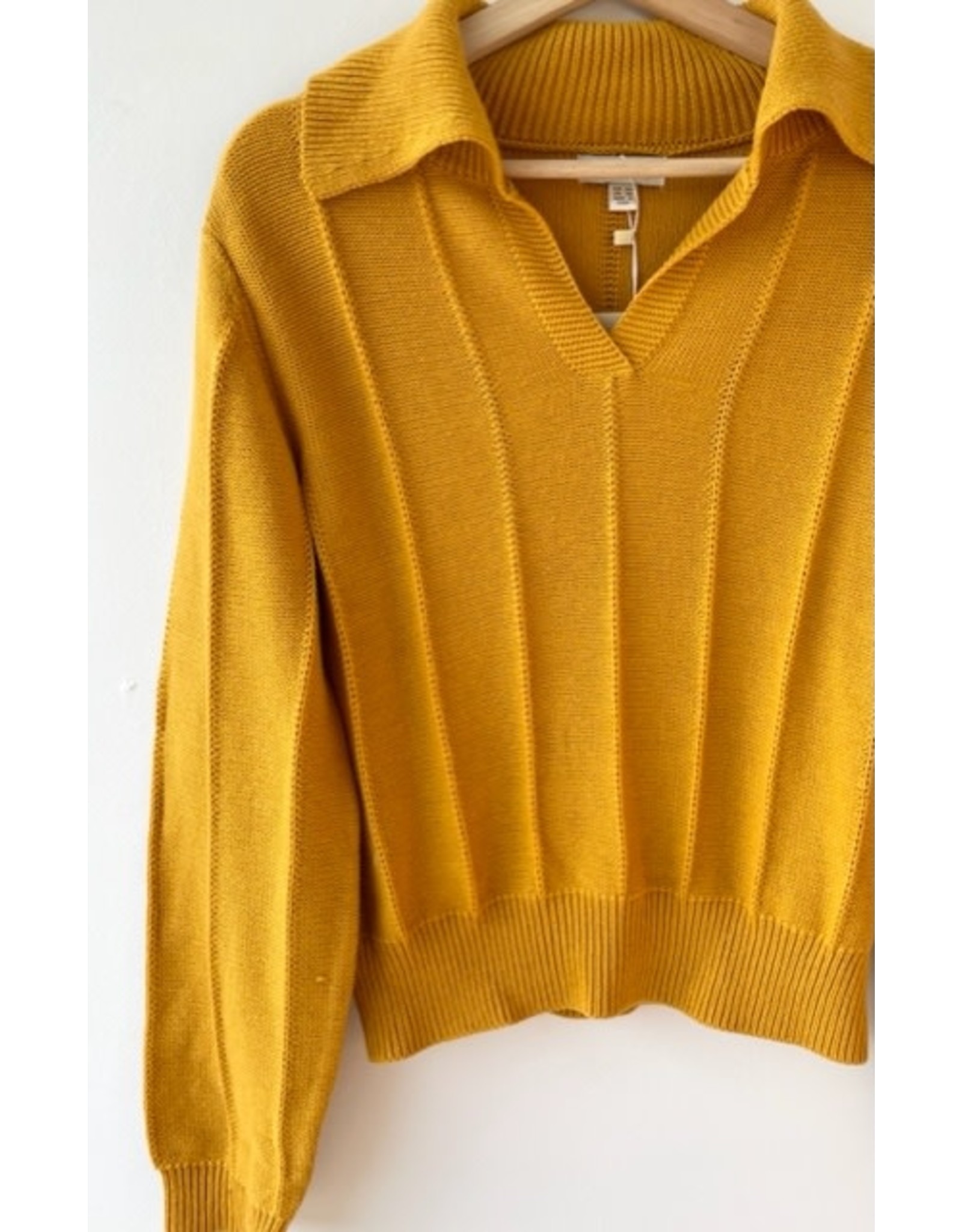 See U Soon See U Soon - Collared sweater (mustard)