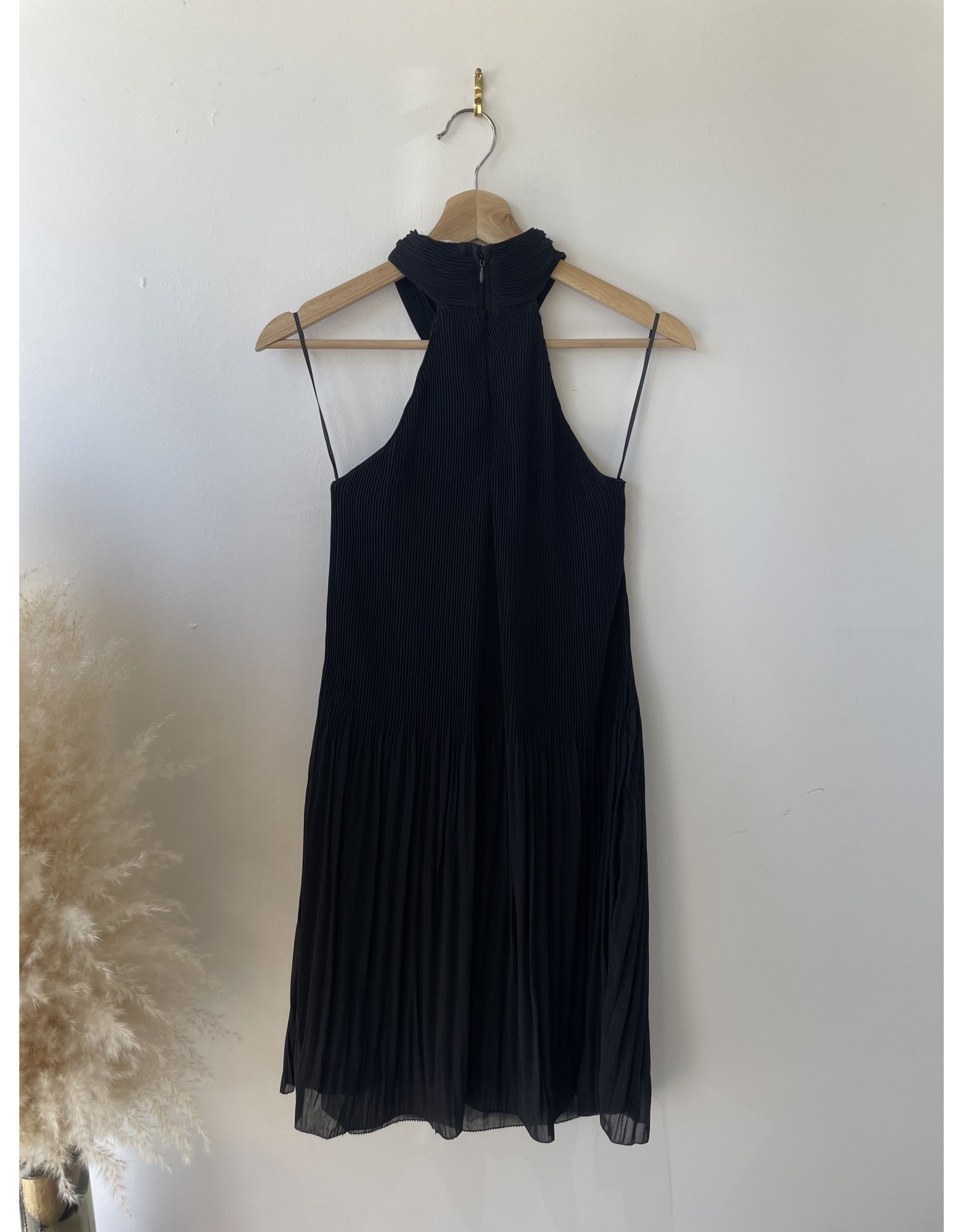 RD Style RD Style - Hannie Release Pleat halter dress (black)