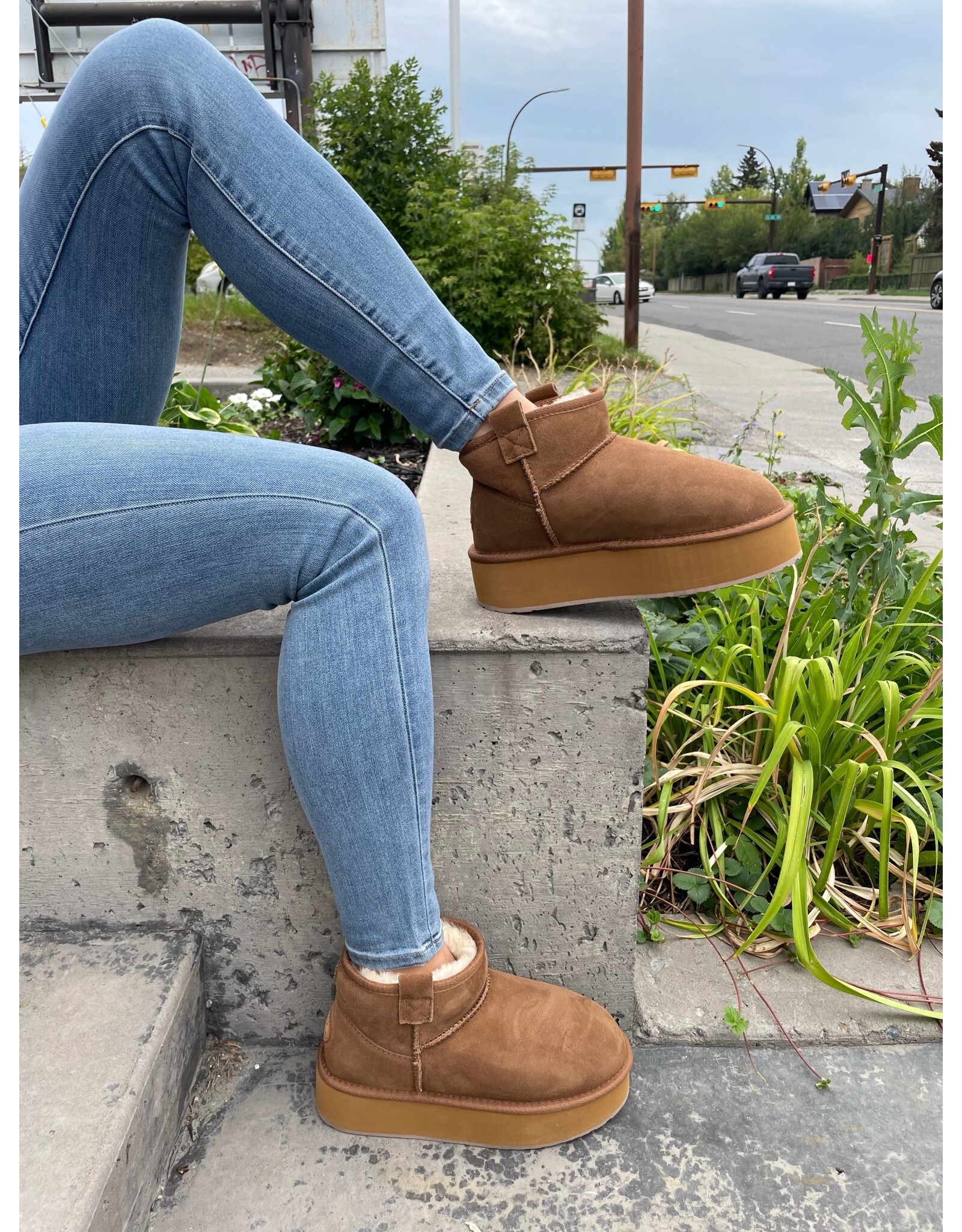 Emu Australia EMU - Water resistant Foy flatform micro (chestnut)