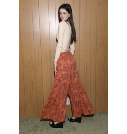 Angie - Wide leg pants with ruffles (Umber)