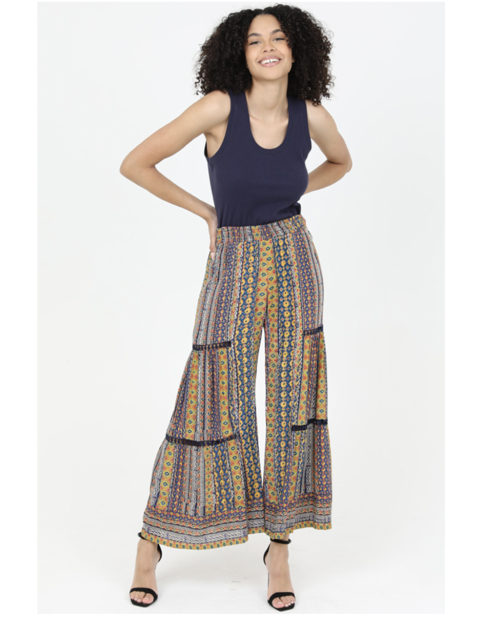 Angie - Wide leg pants with lace inserts (Navy)