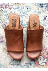 Miz Mooz Miz Mooz - Gwen heeled slide (brandy)