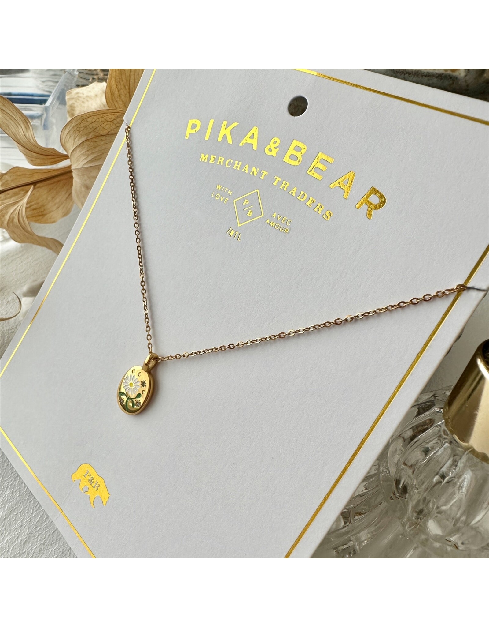 Pika & Bear Pika & Bear - Bellis Daisy Charm Necklace in Gold