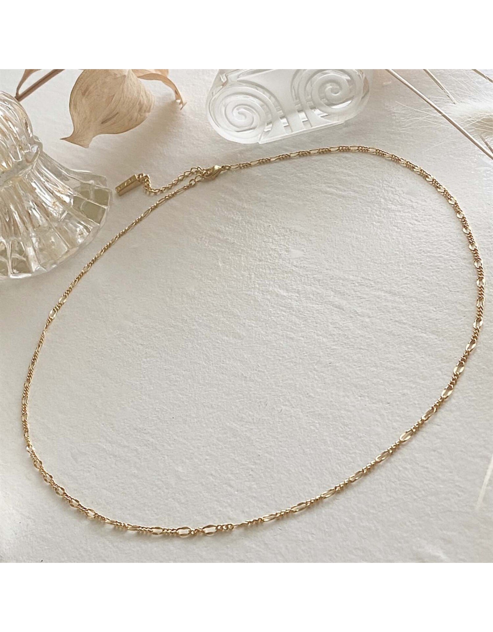 Pika & Bear Pika & Bear - Figaro Flat Link Patterned Chain Necklace