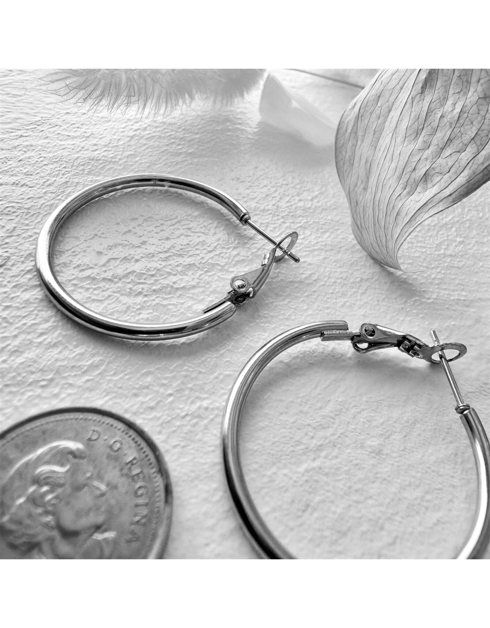 Pika & Bear Pika & Bear - Dave Classic Hoop Earrings