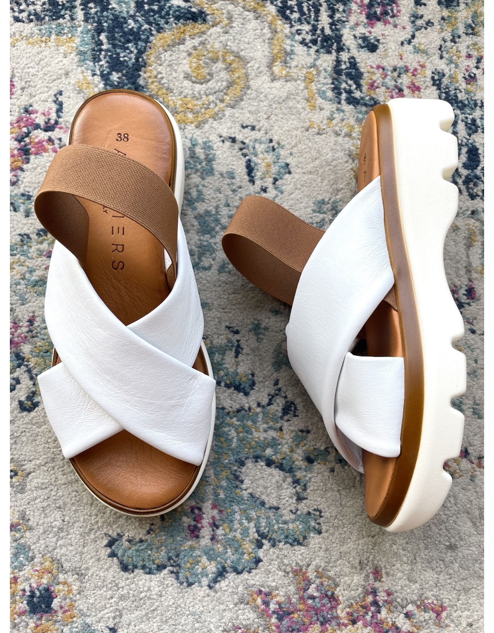 Ateliers Ateliers - Cara cross band sandal (White)