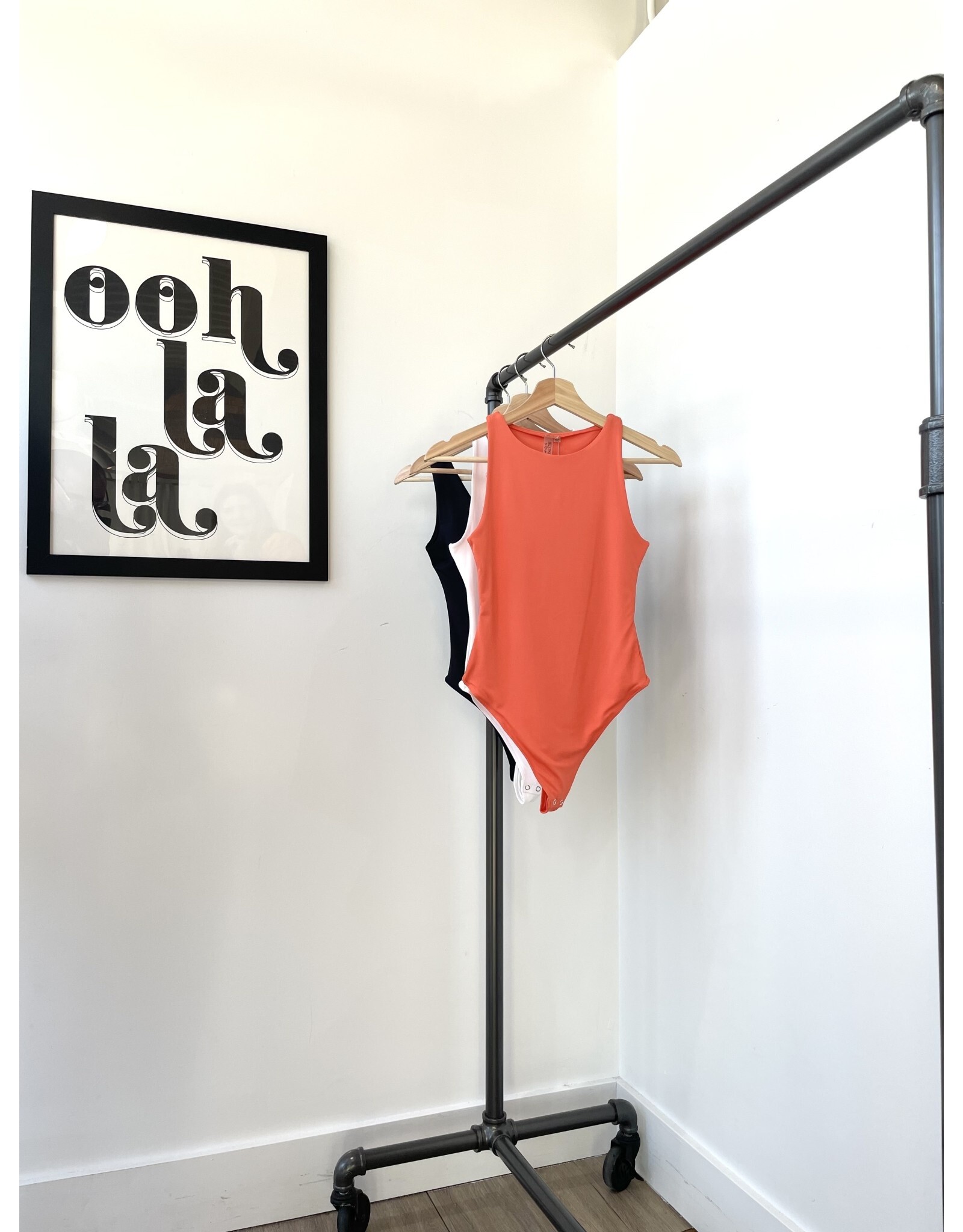 RD Style RD Style - Second Skin Roxanna crew neck bodysuit (poppy)