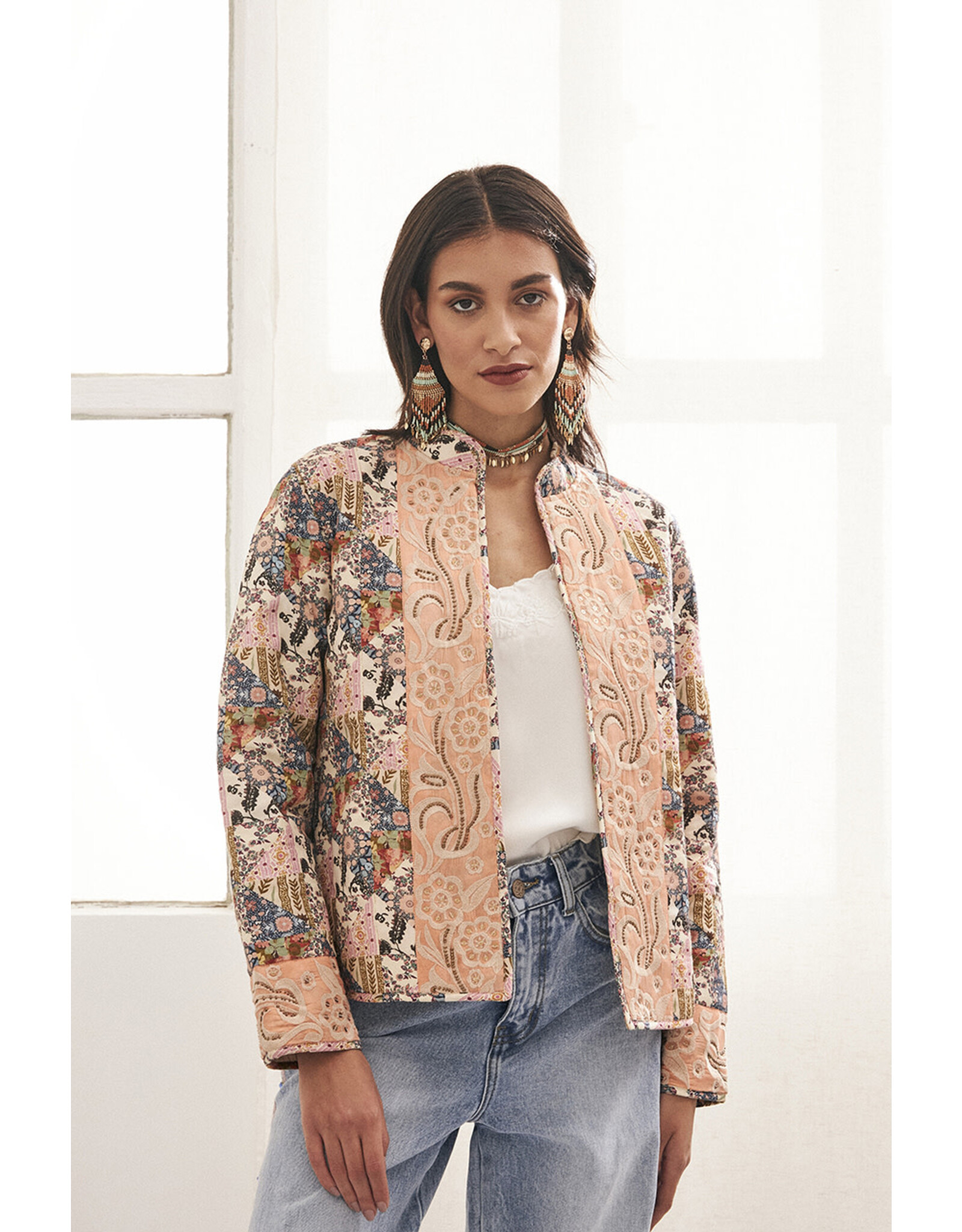 NKN Barcelona NKN Barcelona - Aretha long sleeve jacket with embroidery (Salmon)