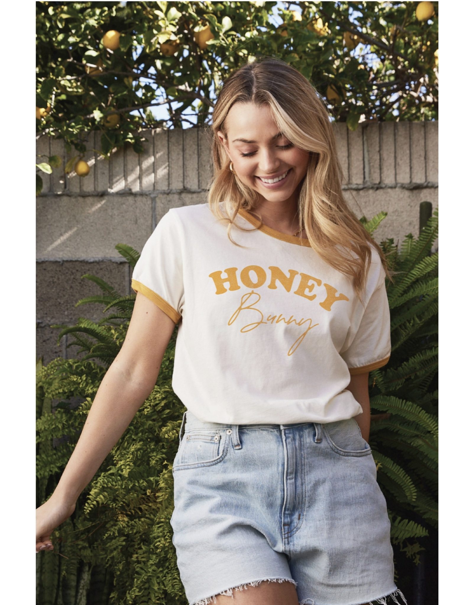 Oat Collective Oat Collective - Honey Bunny graphic tee (Mustard)