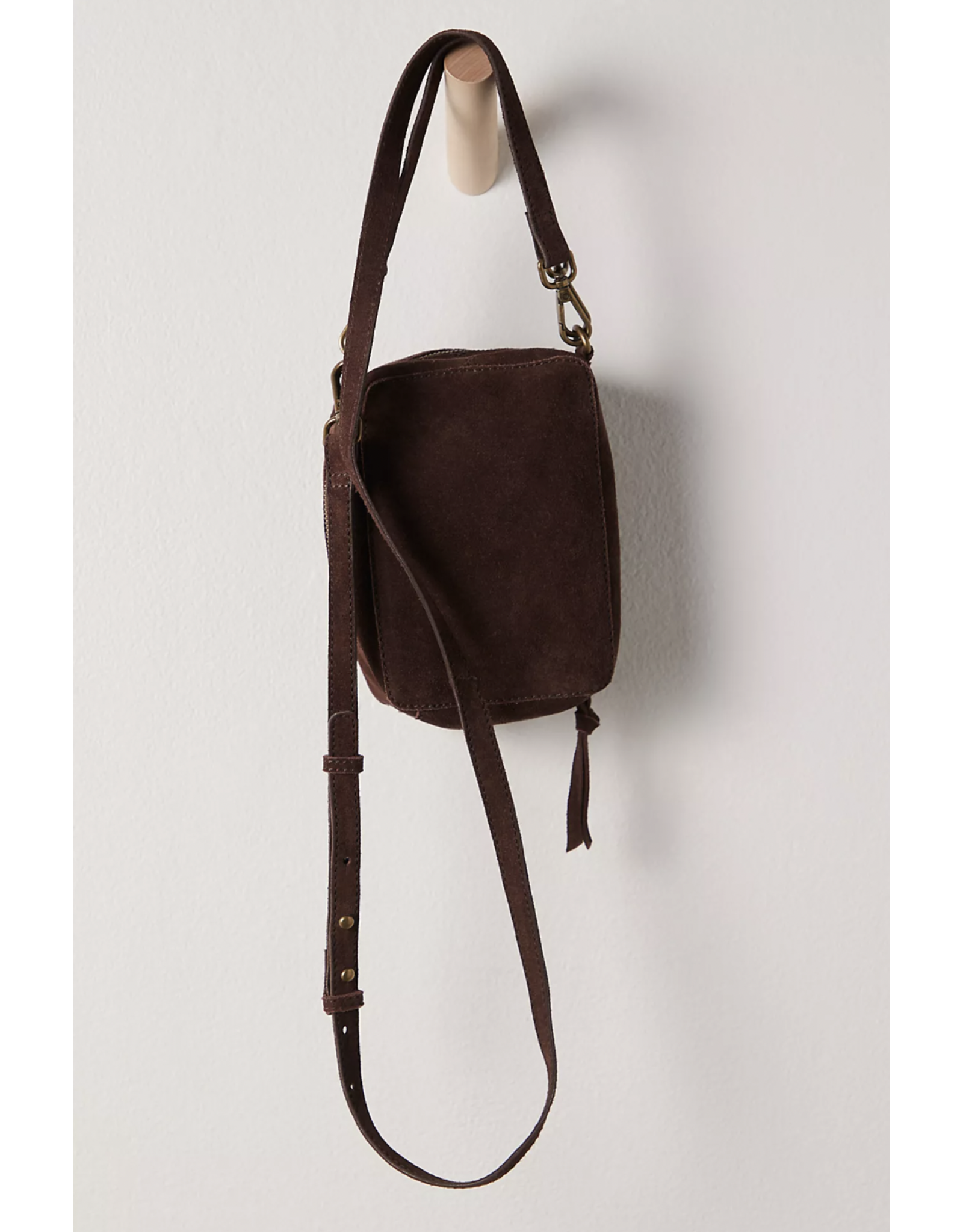 Free people Free People - Out of the Box Crossbody (Carob Brown)