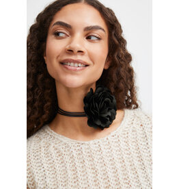 b.young b.young - Velse Flower Choker (Black)