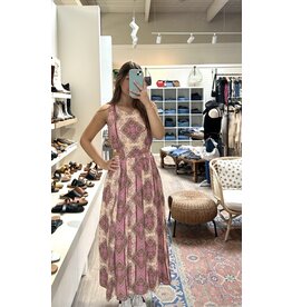 NKN Barcelona NKN Barcelona - Long printed dress with waist cutouts (Pink)