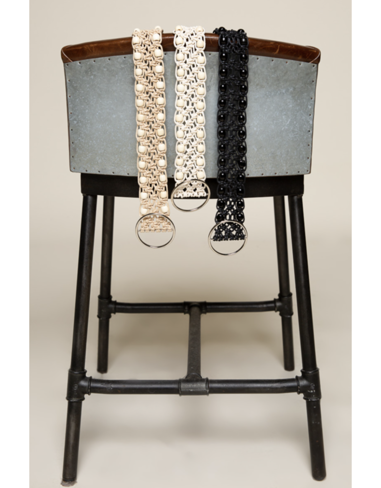 POL Knotted leatherette belt with beads and buckle (Ivory)