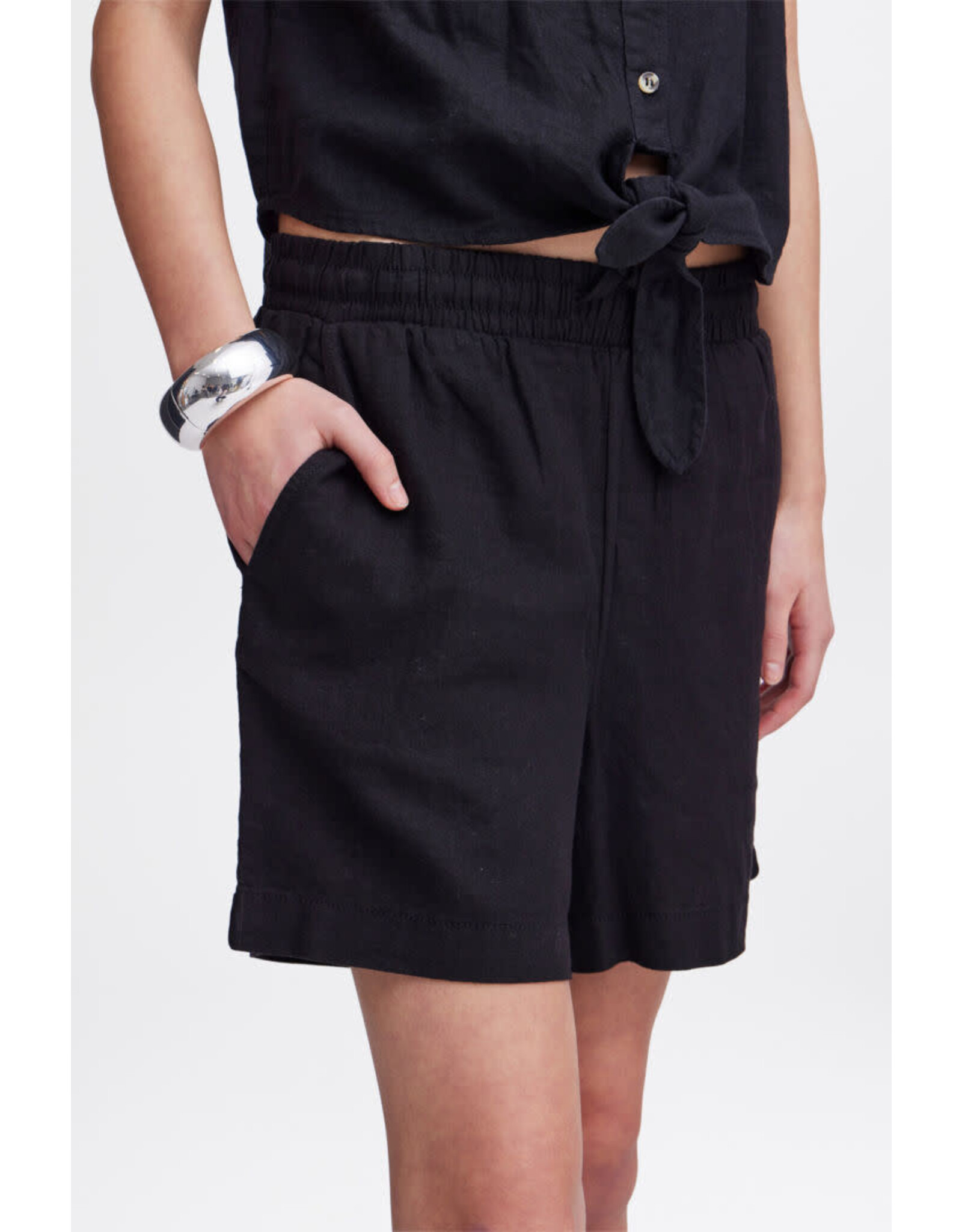 ICHI ICHI - Lino shorts (Black)