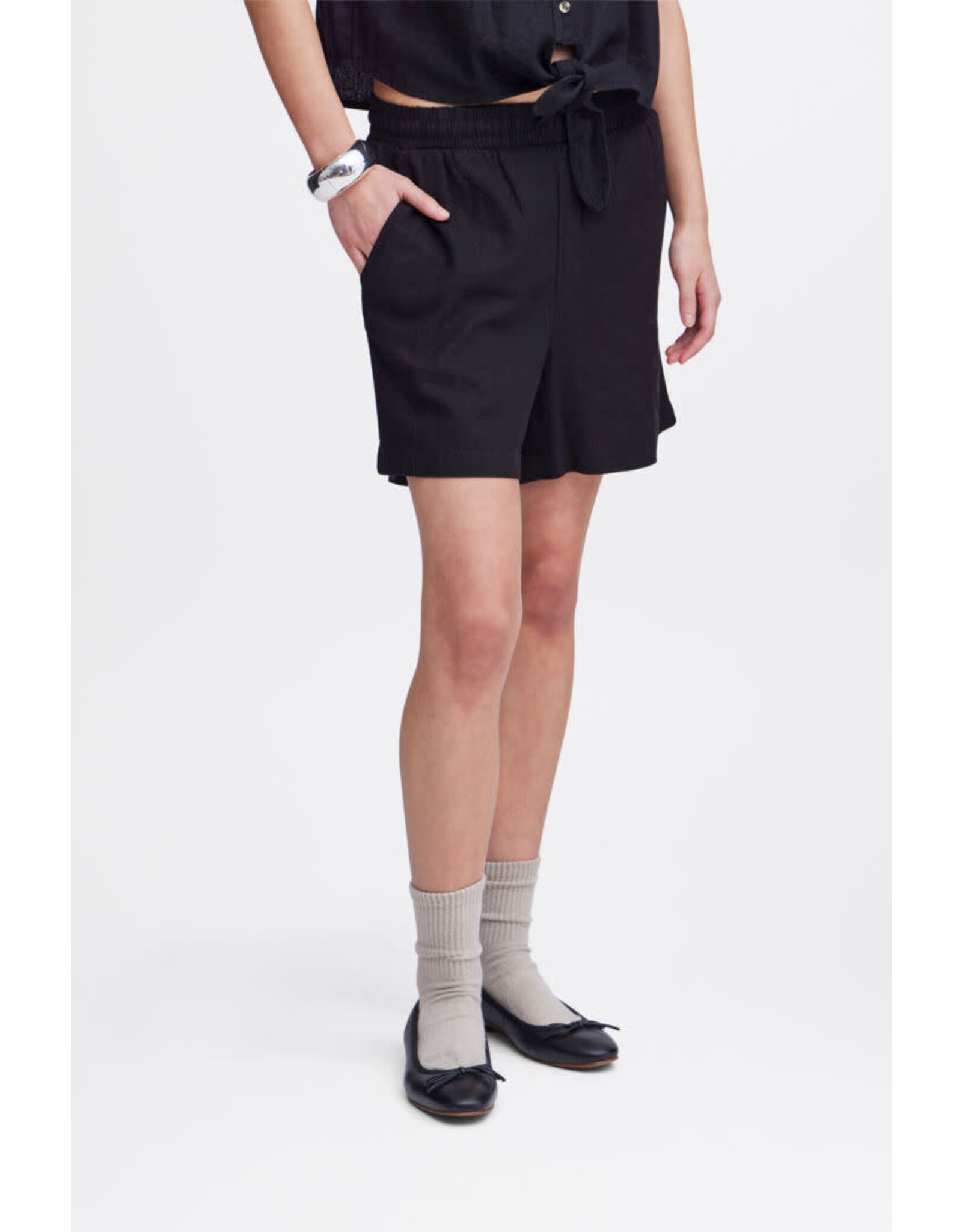 ICHI ICHI - Lino shorts (Black)