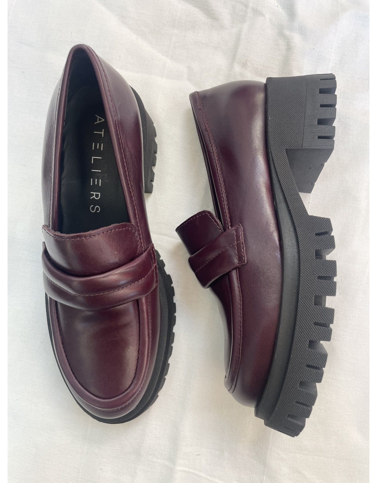 Ateliers Ateliers - Kurt Lug Sole Loafer (Bordo)