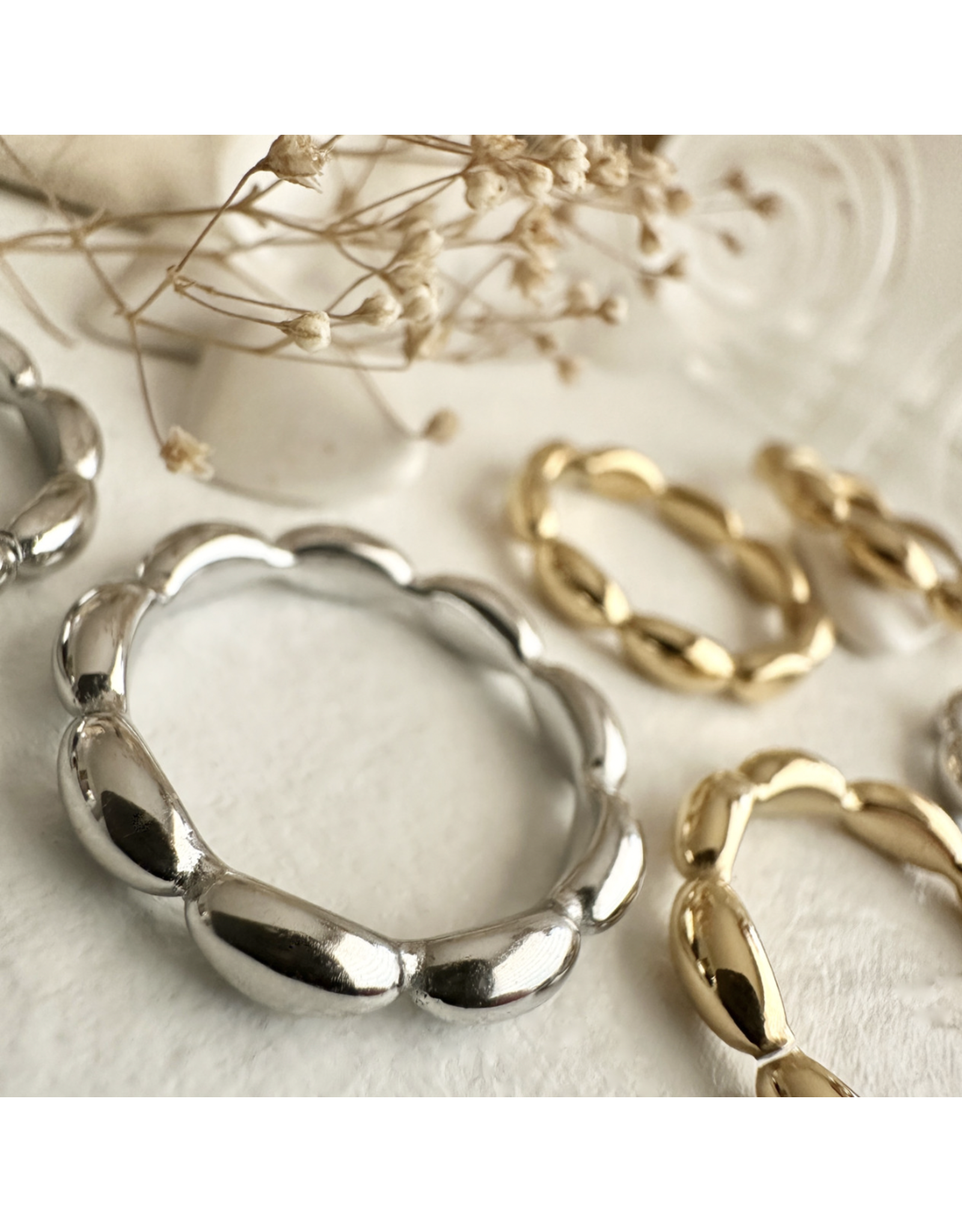 Pika & Bear Pika & Bear - "Excelsa" Oval Beaded Ring (Gold)