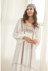 NKN Barcelona NKN Barcelona - Embroidered long sleeve dress (White)