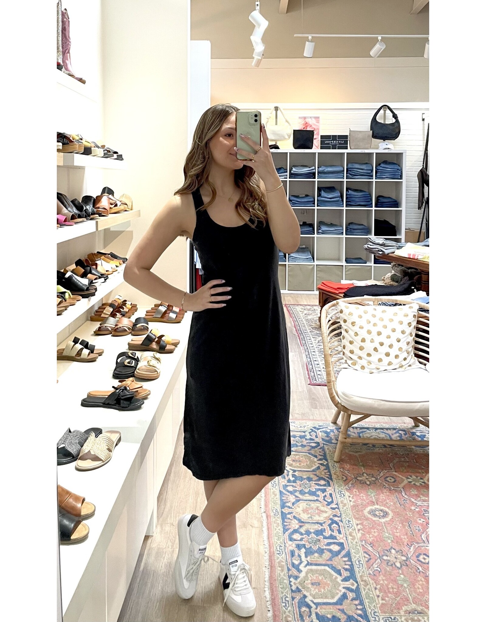 RD Style RD Style - Hena Sleeveless Handkerchief Dress (Vintage Black)