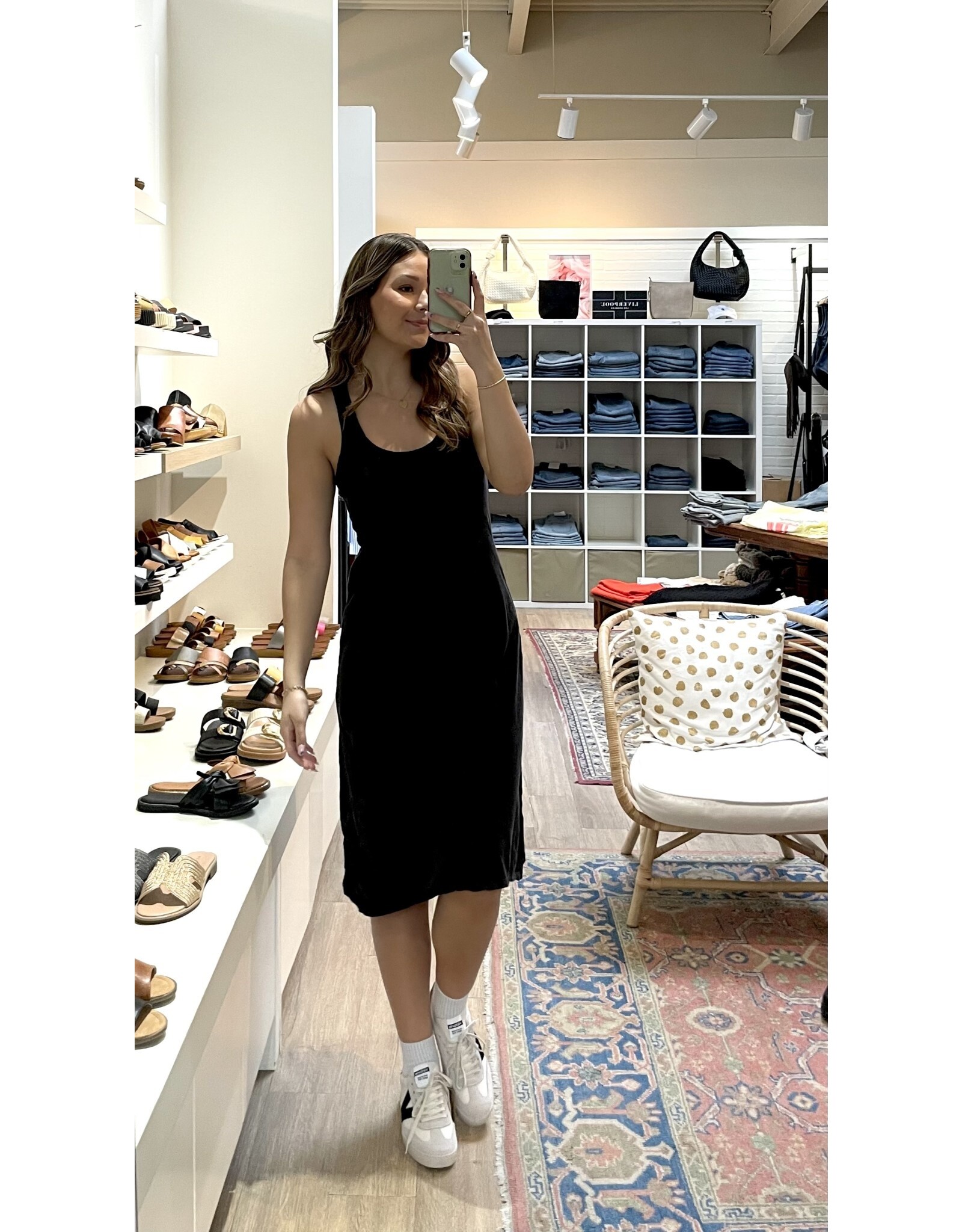 RD Style RD Style - Hena Sleeveless Handkerchief Dress (Vintage Black)