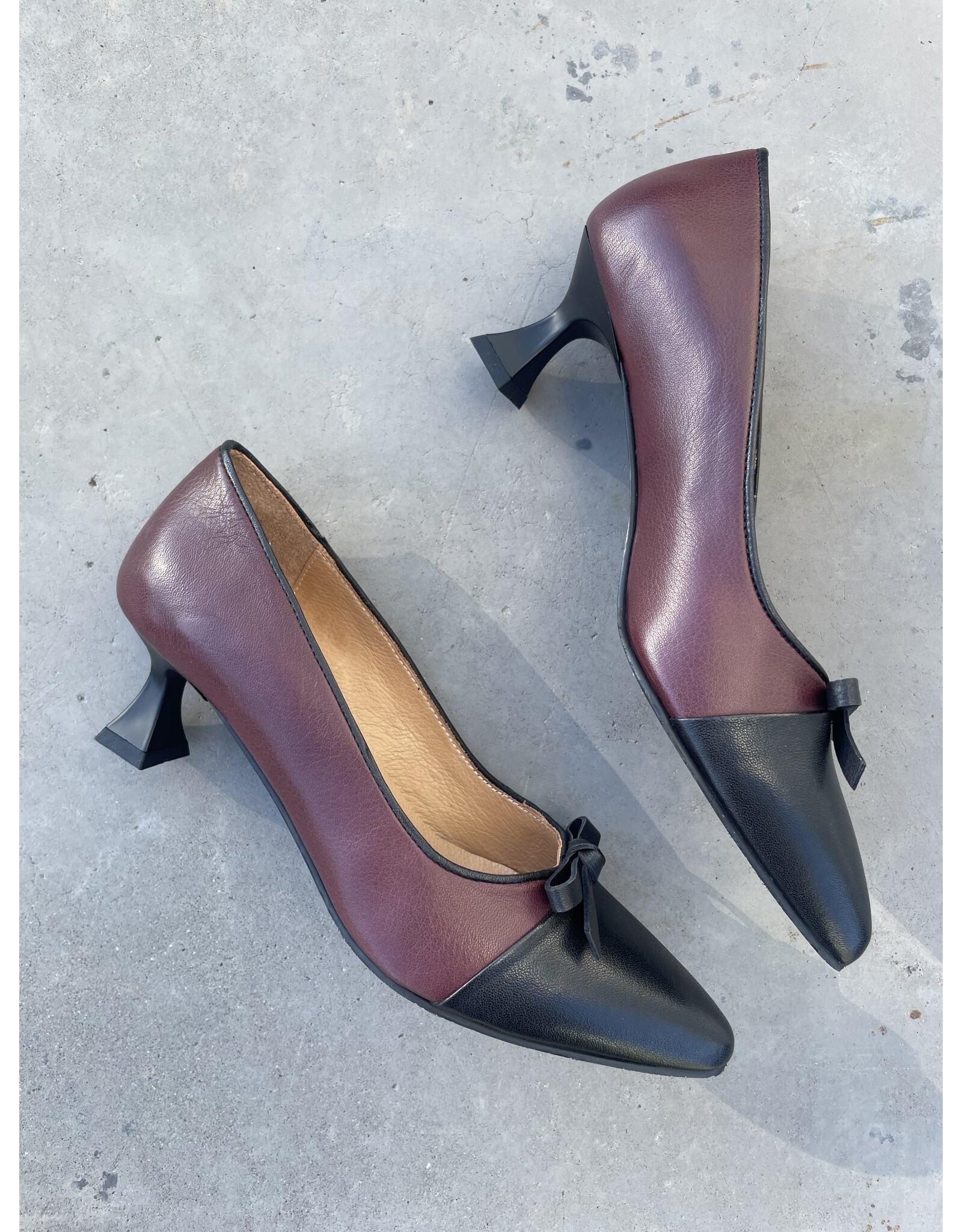 Bueno Bueno - Vera Heel (Black Merlot)