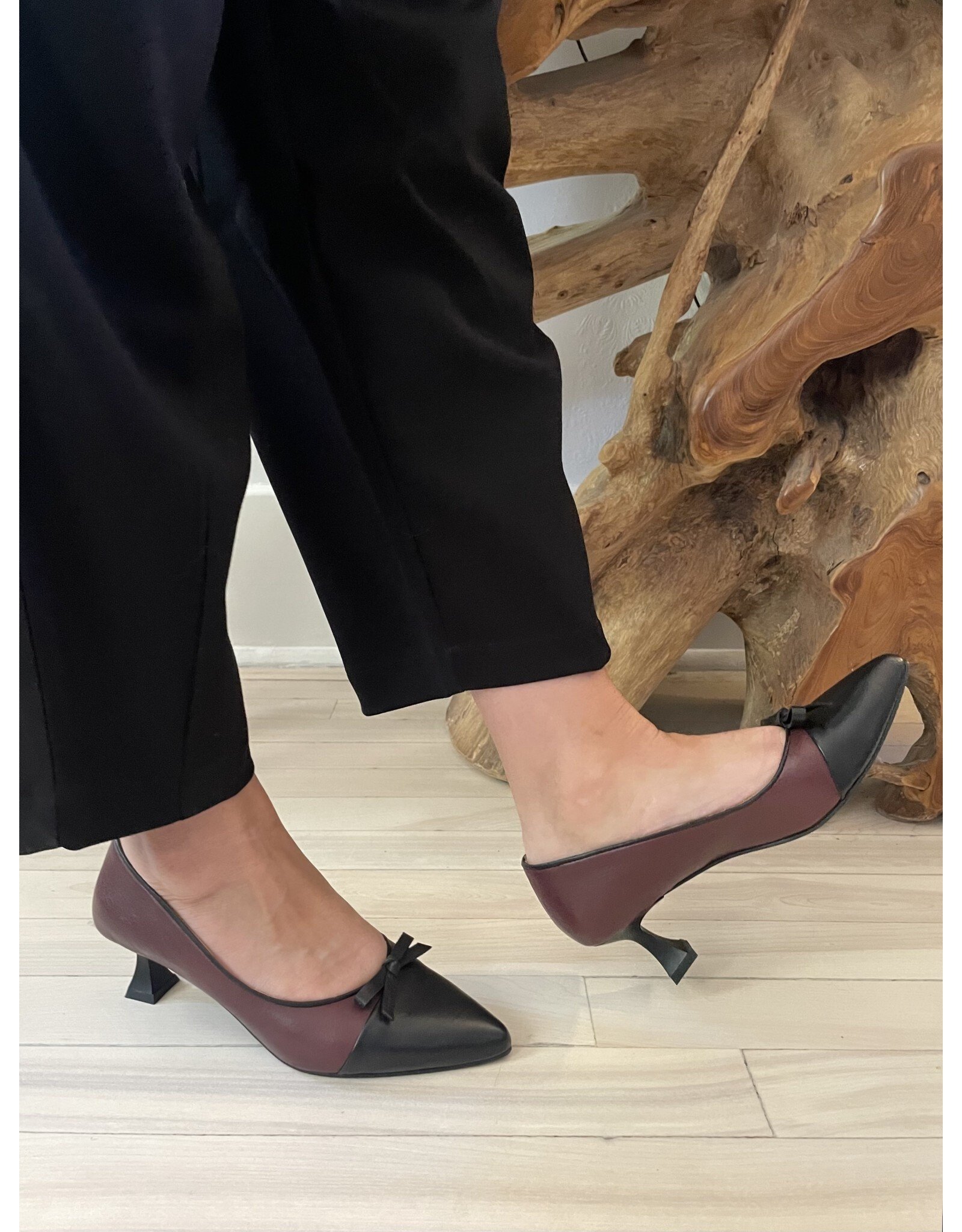 Bueno Bueno - Vera Heel (Black Merlot)