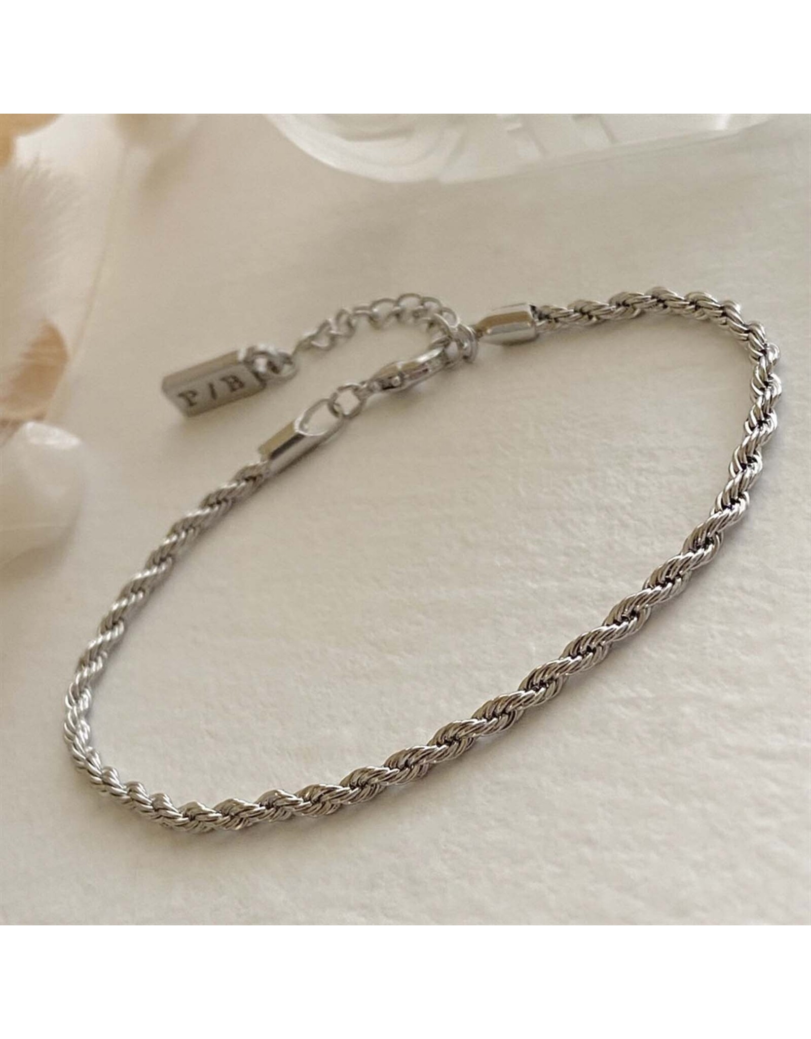 Pika & Bear Pika & Bear - Ocnus Rope Chain Bracelet