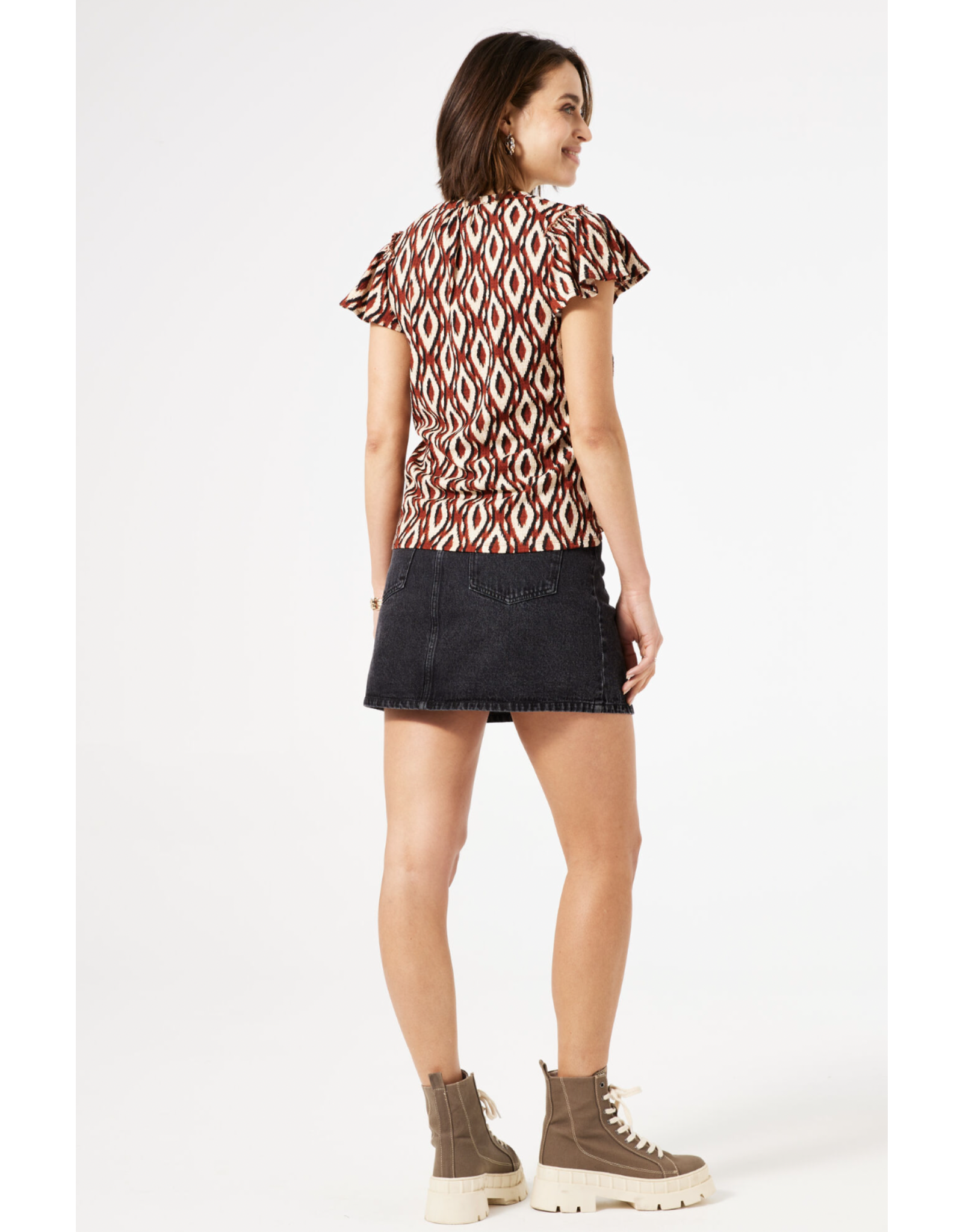 Garcia Garcia - Ruffle Sleeve Printed Top (Picante)
