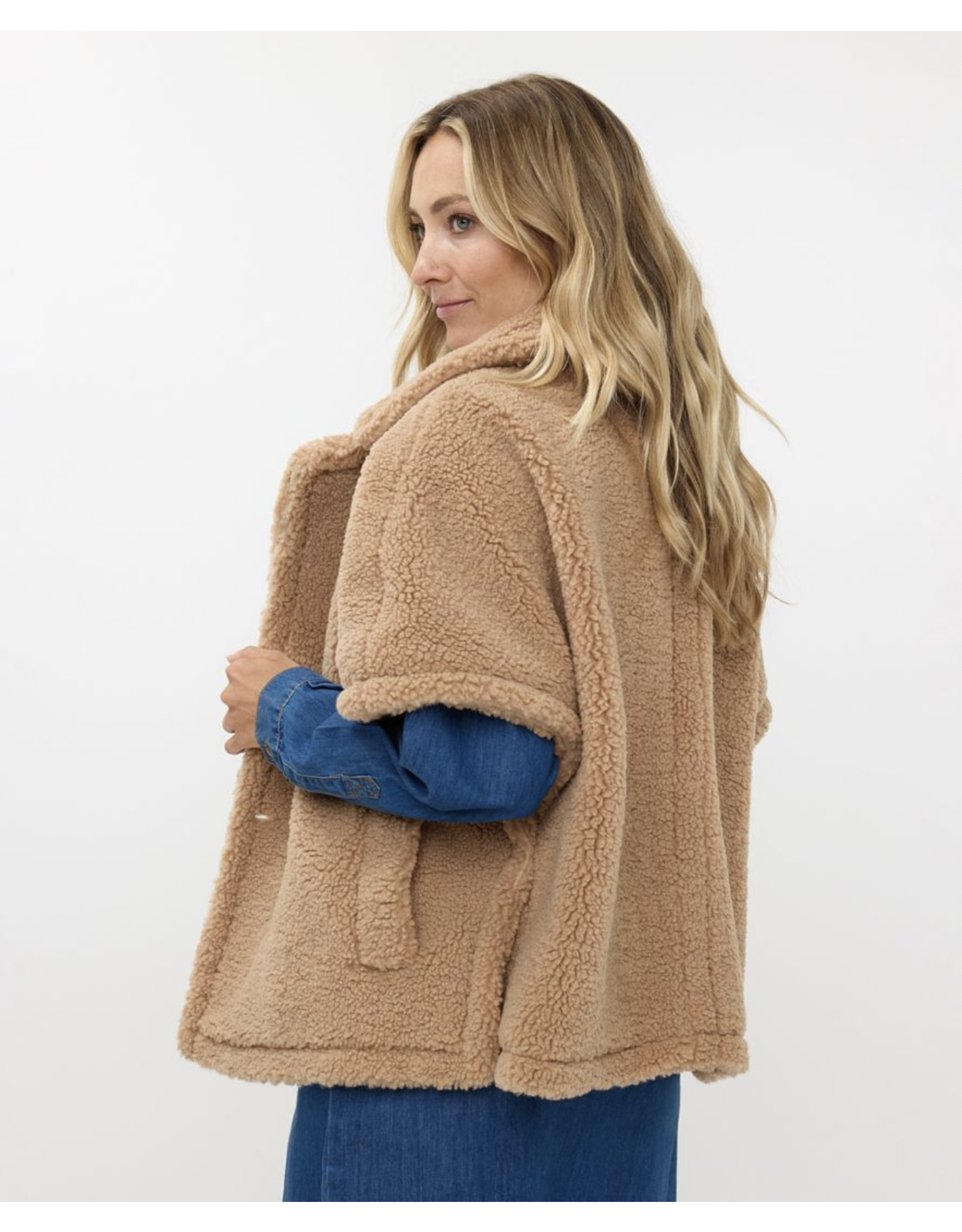 EsQualo EsQualo - Teddy Poncho (Brandy)