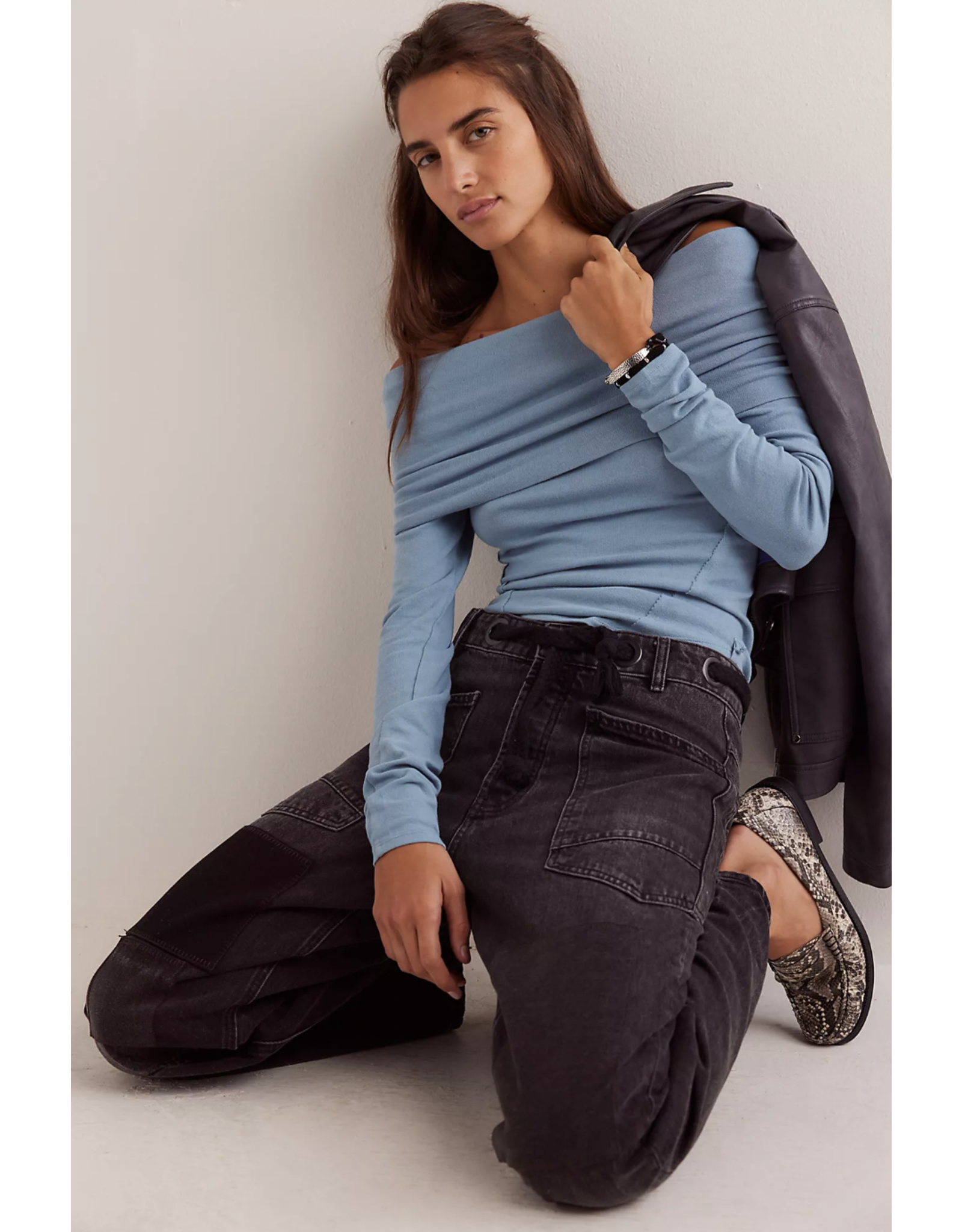 Free people Free People - Moxie Low Slung Pull on Barrel Jean (Nighthawk)