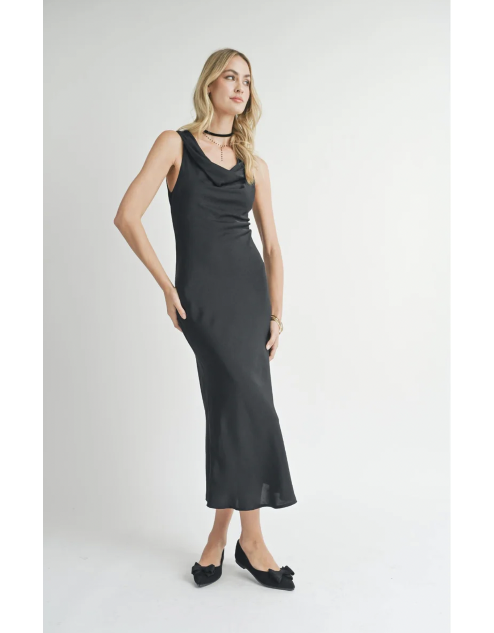 Sadie & Sage Sadie & Sage - Sweet Treat Cowl Neck Midi Dress (Black)