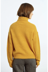 Molly Bracken Molly Bracken - Rollneck Sweater (Saffron Yellow)