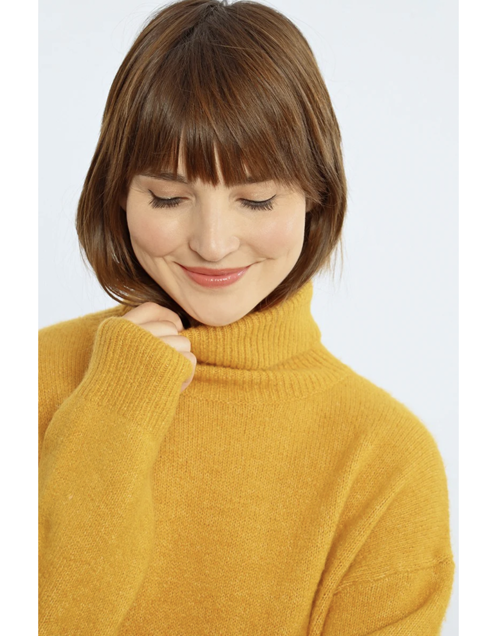 Molly Bracken Molly Bracken - Rollneck Sweater (Saffron Yellow)