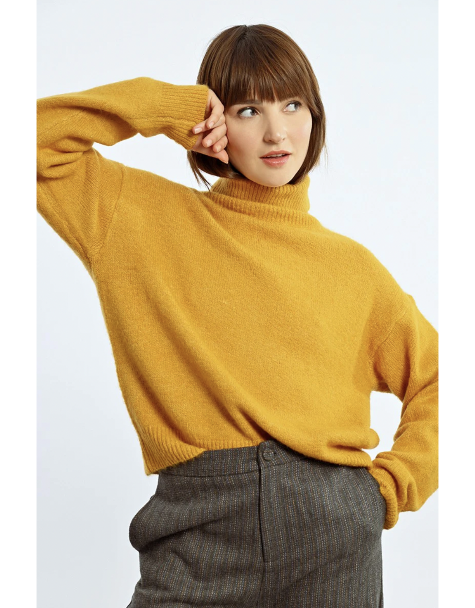 Molly Bracken Molly Bracken - Rollneck Sweater (Saffron Yellow)