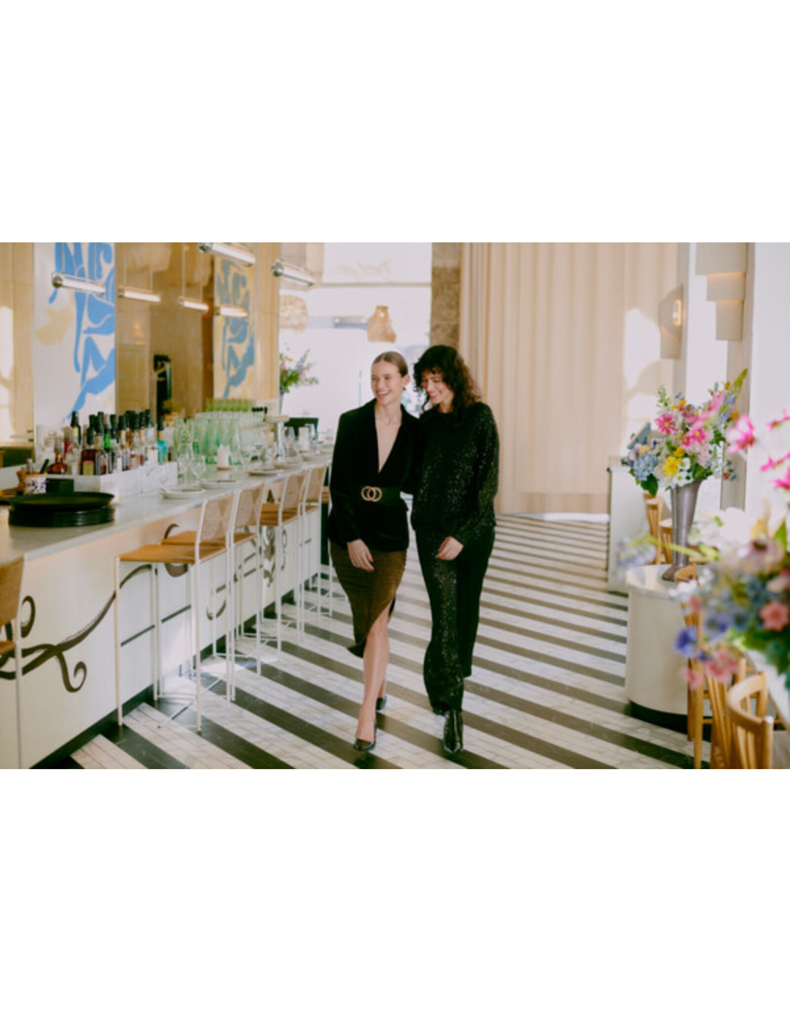 b.young b.young -Solia Long Sleeve Top (Black)