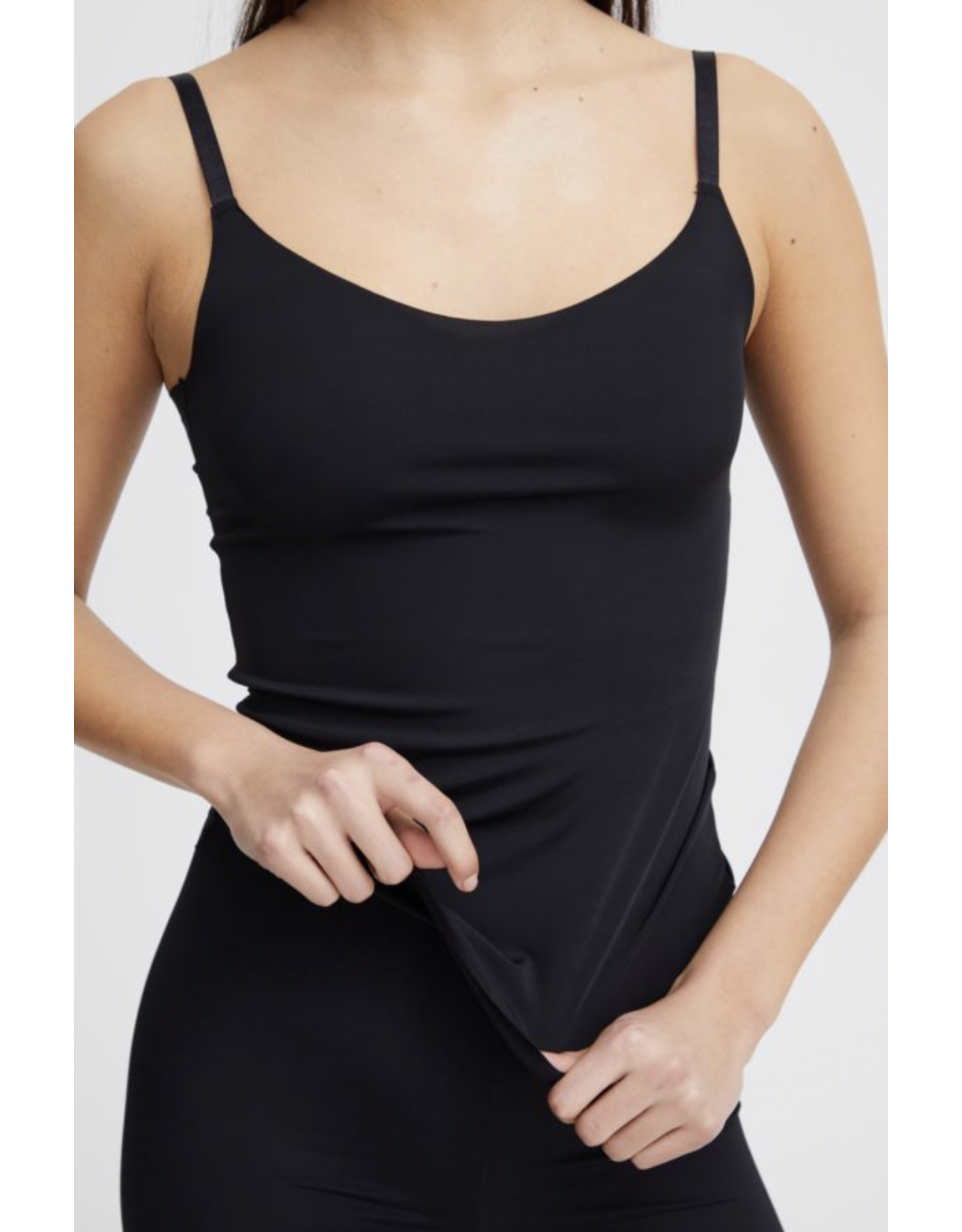 ICHI ICHI - Silv Camisole Basic Second Skin (Black)