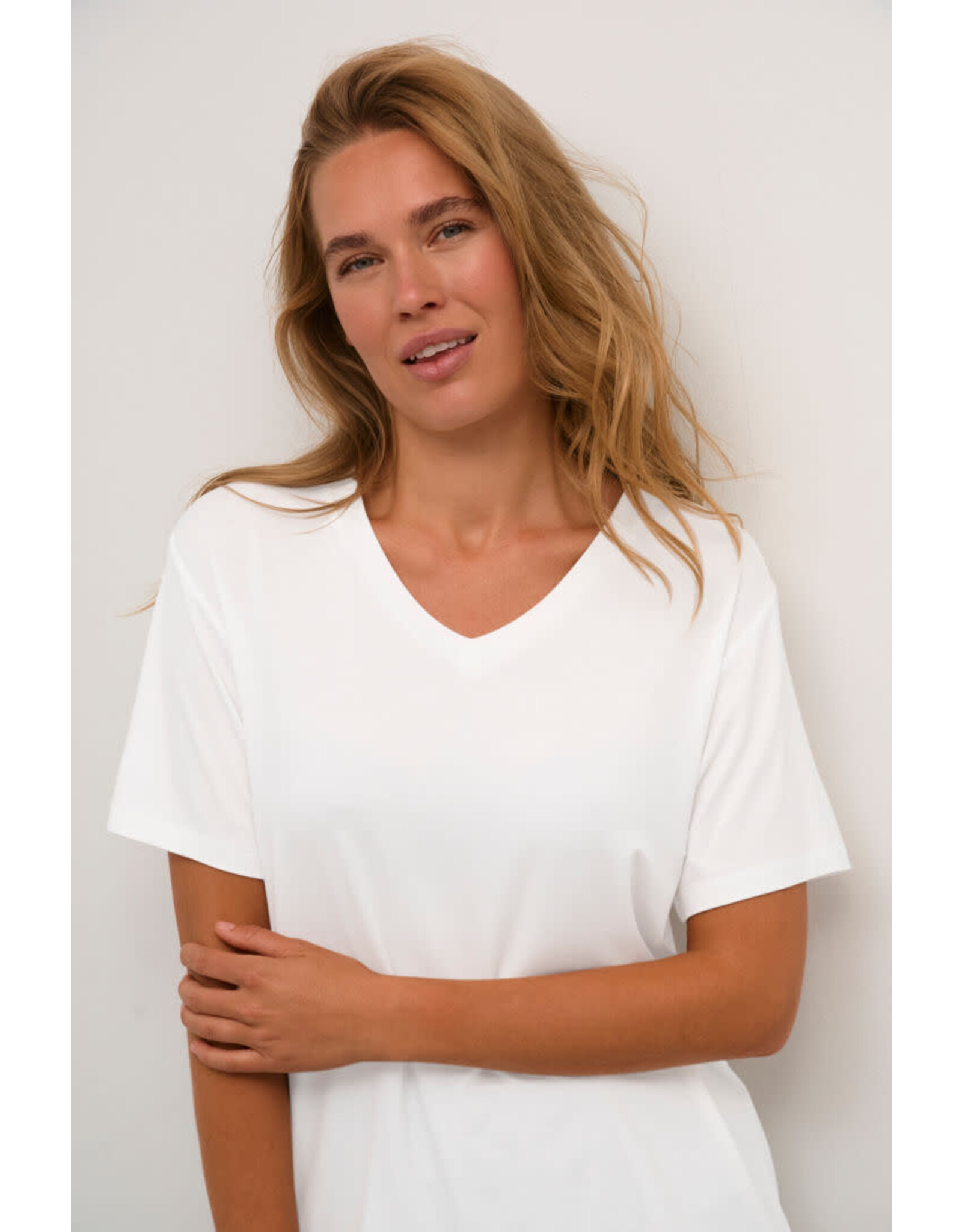 Kaffe Kaffe - Frida V neck tee (Chalk)