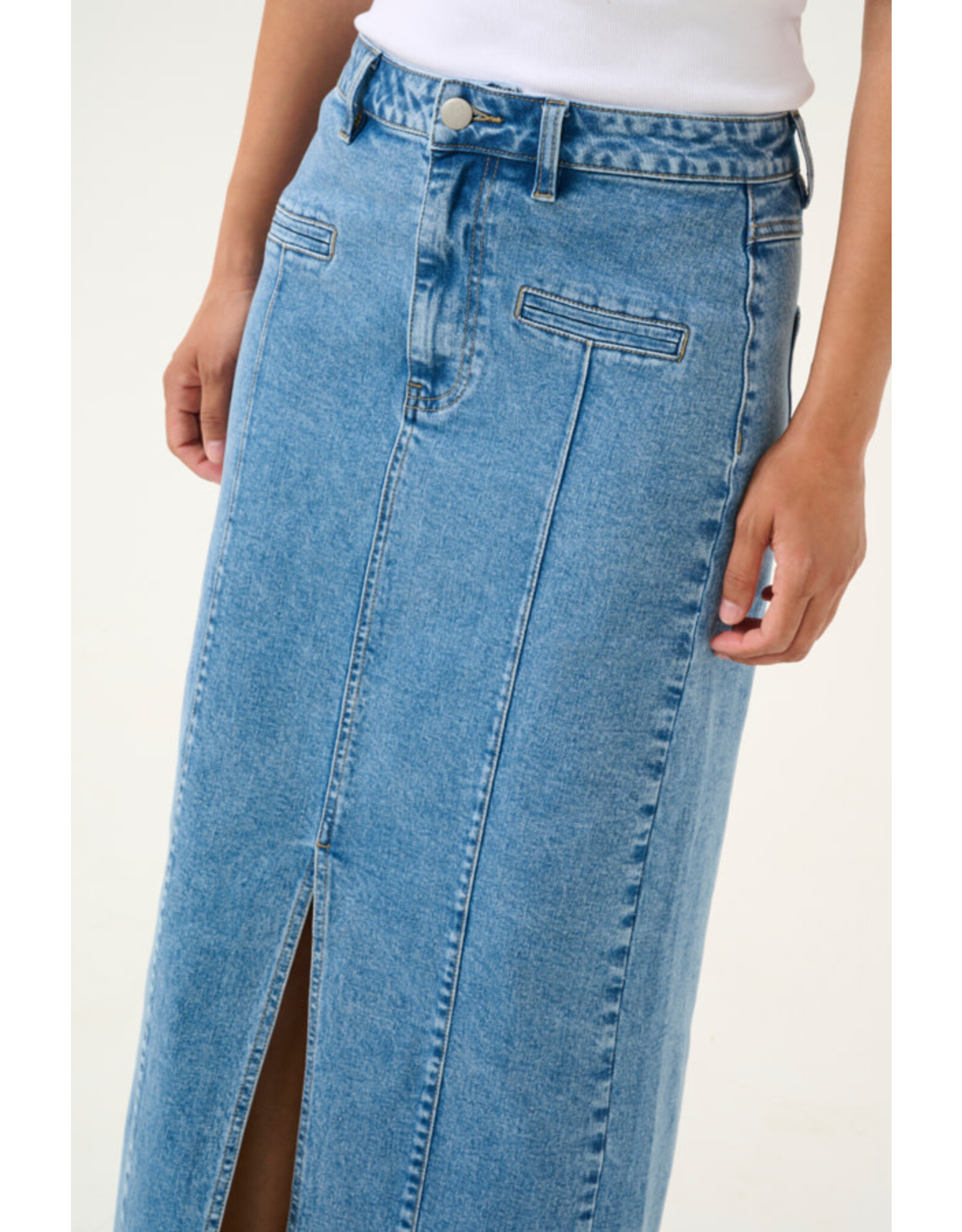 Kaffe Kaffe - Throa Denim Skirt (Medium Blue)