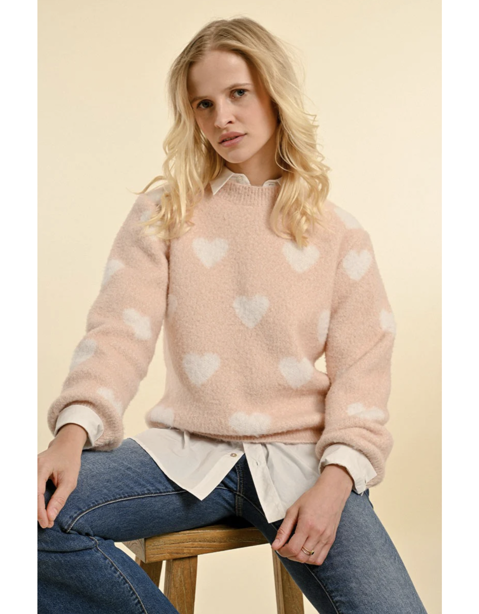 Molly Bracken Molly Bracken - Heart Print Sweater (Light Pink)