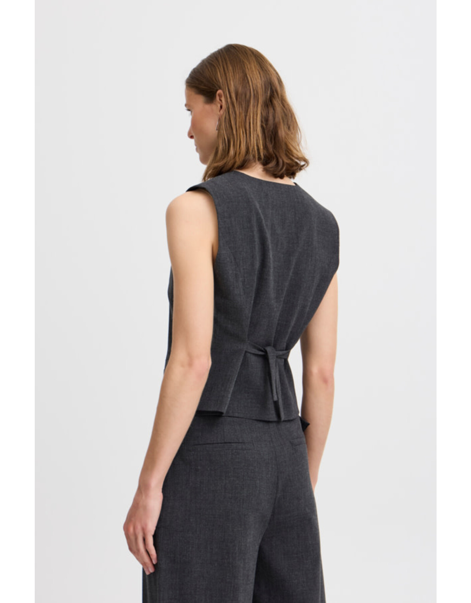 b.young b.Young - Danta Waistcoat (Black)