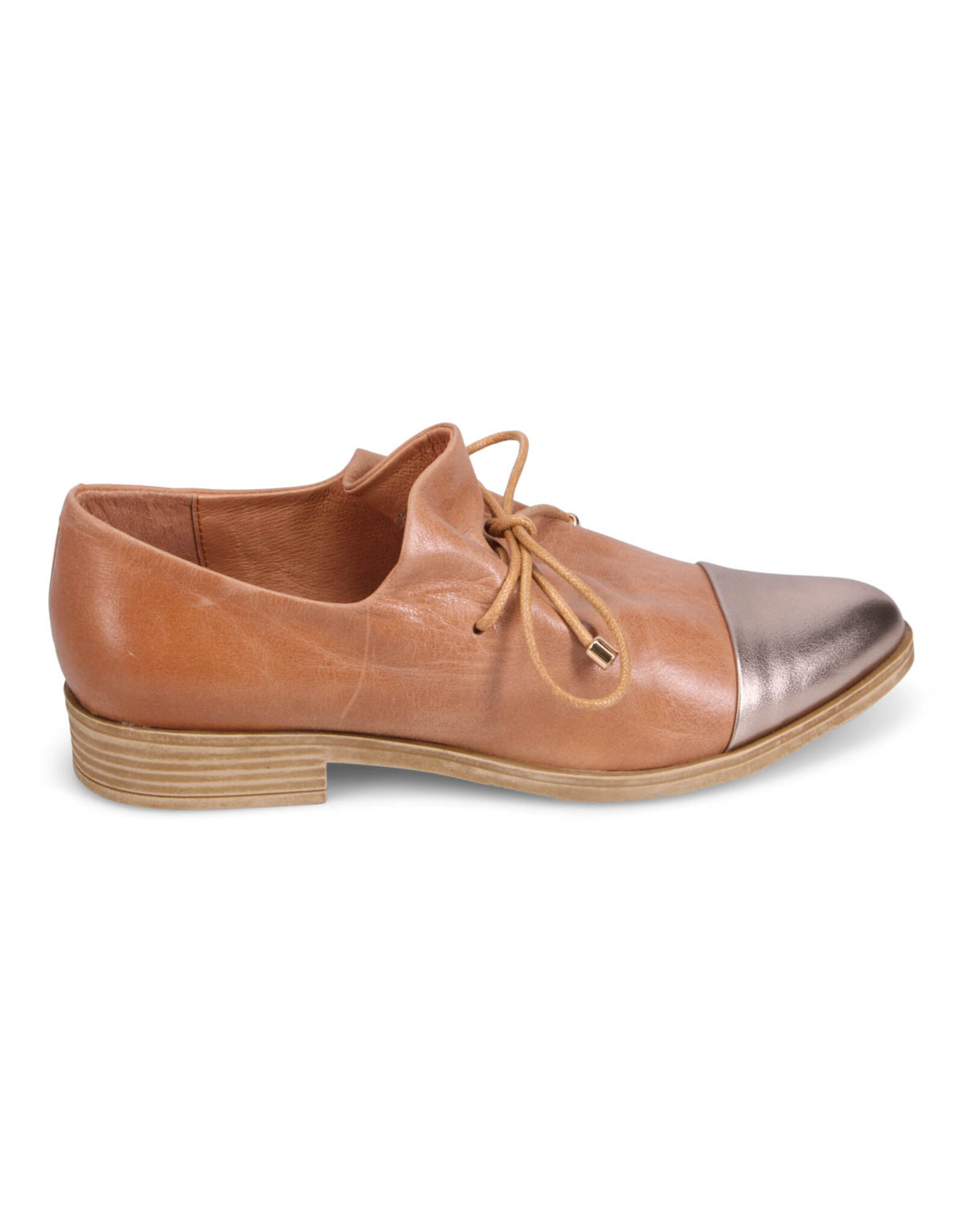 Django and Juliette Django & Juliette - Kotty (Champagne - Tan Leather)