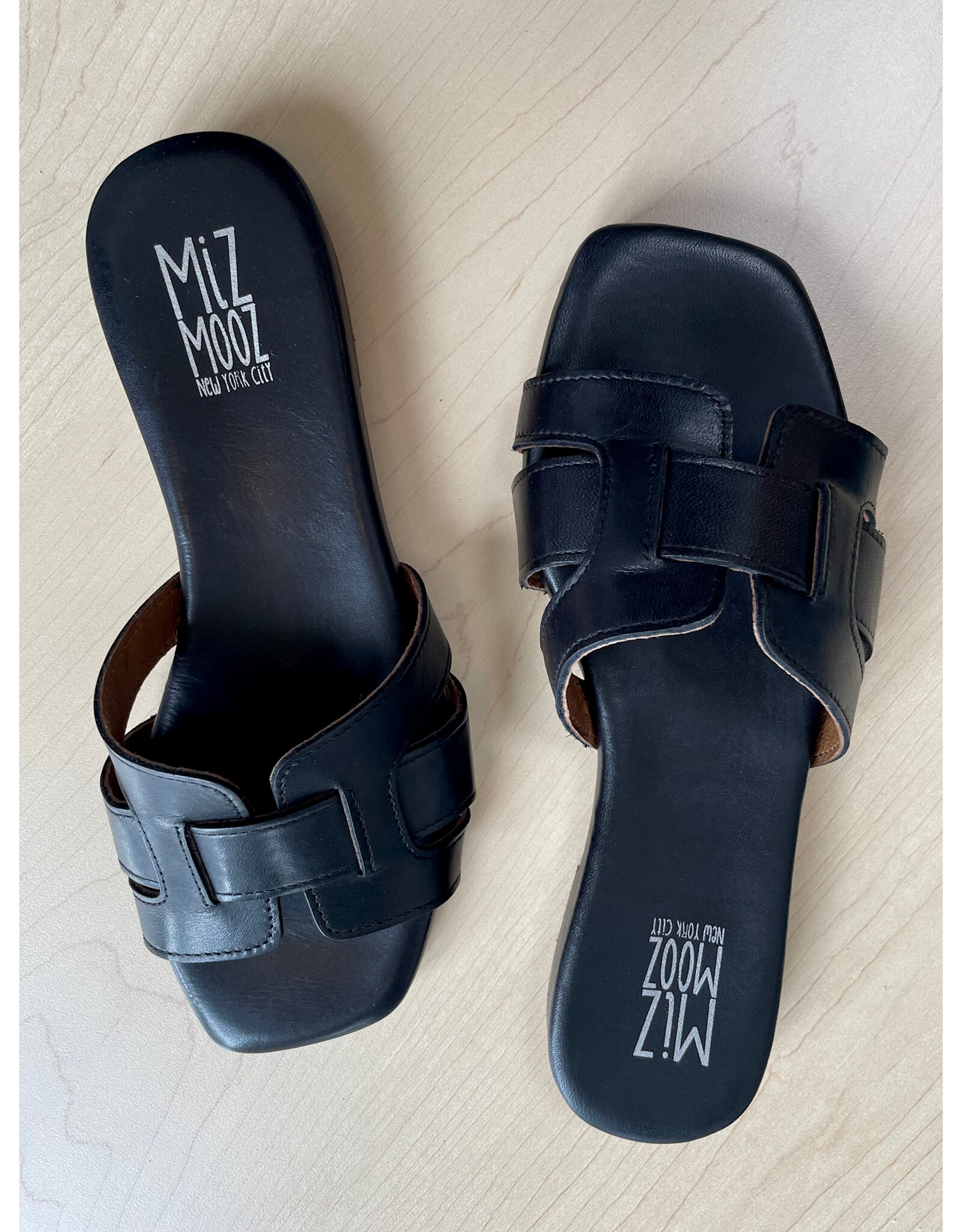 Miz Mooz Miz Mooz - Palmyra Slide Sandal (Black)