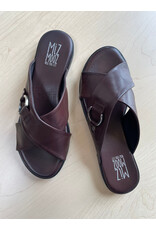 Miz Mooz Miz Mooz - Lennie (Brown)