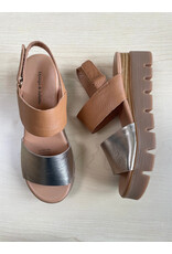 Django and Juliette Django & Juliette - Runar (Champagne Tan / Tan Leather))