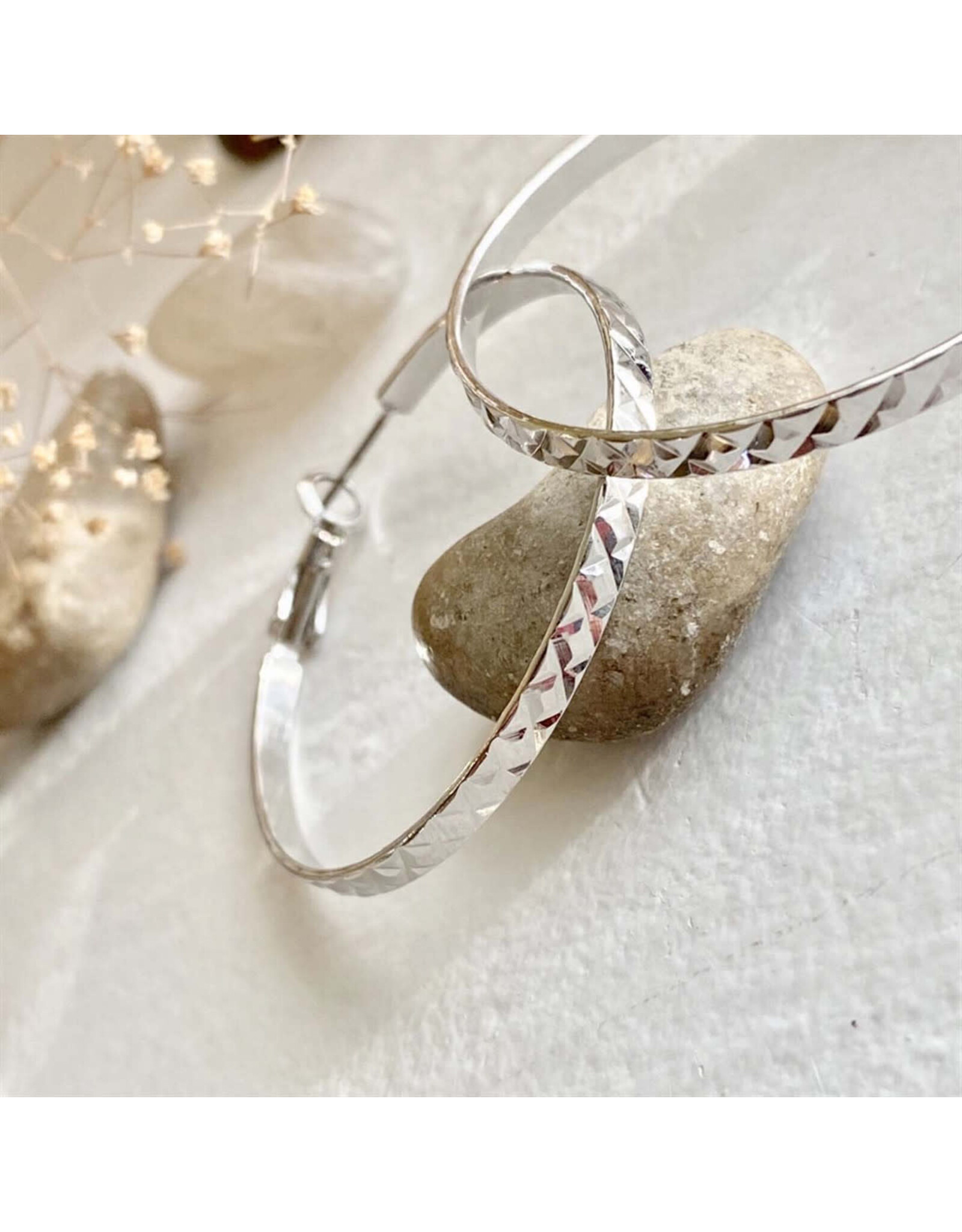 Pika & Bear Pika & Bear - "Lars" 4cm Textured Hoop Earrings