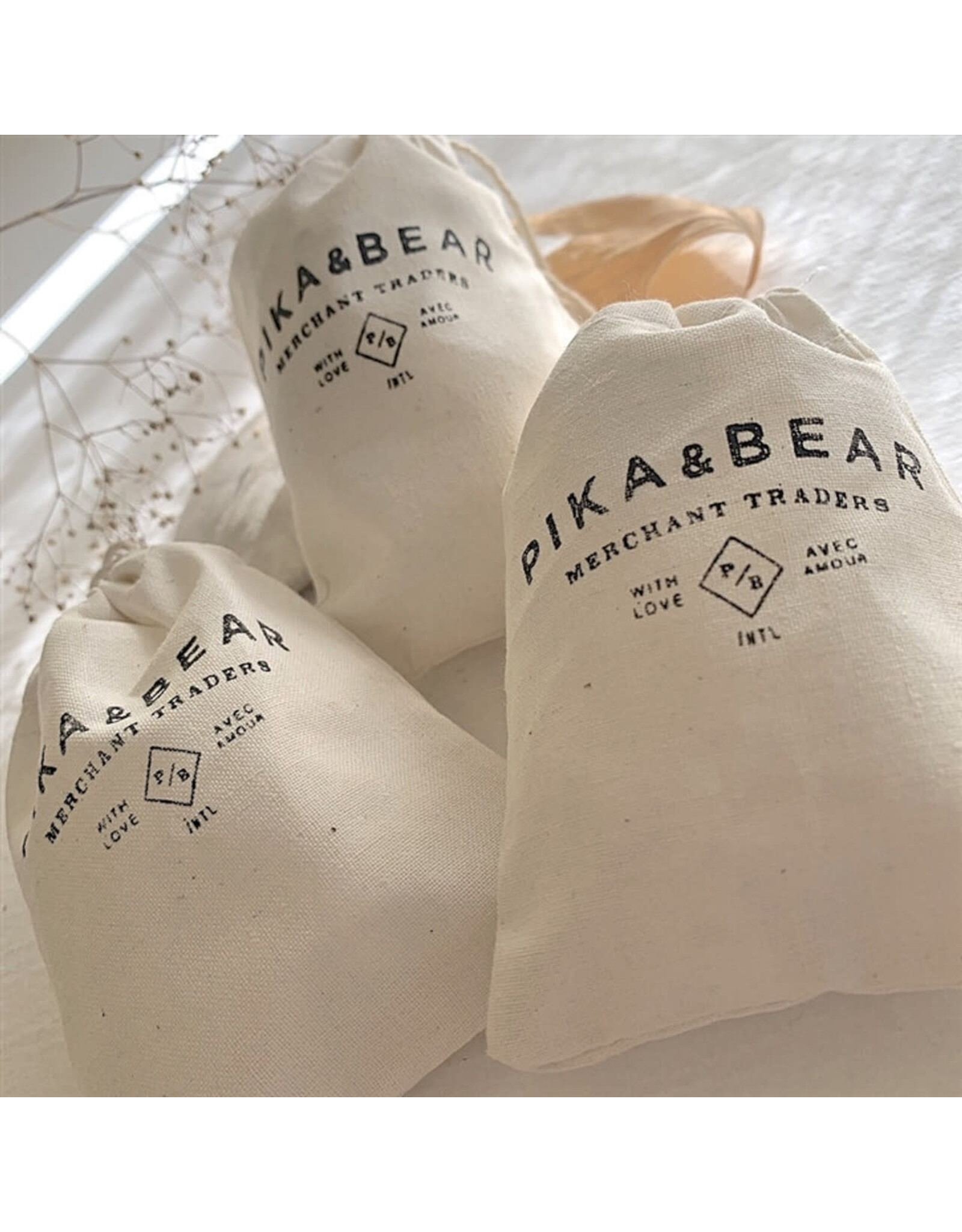 Pika & Bear Pika & Bear - "Wilson" Acetate Heart Hoop Earrings in Leopard