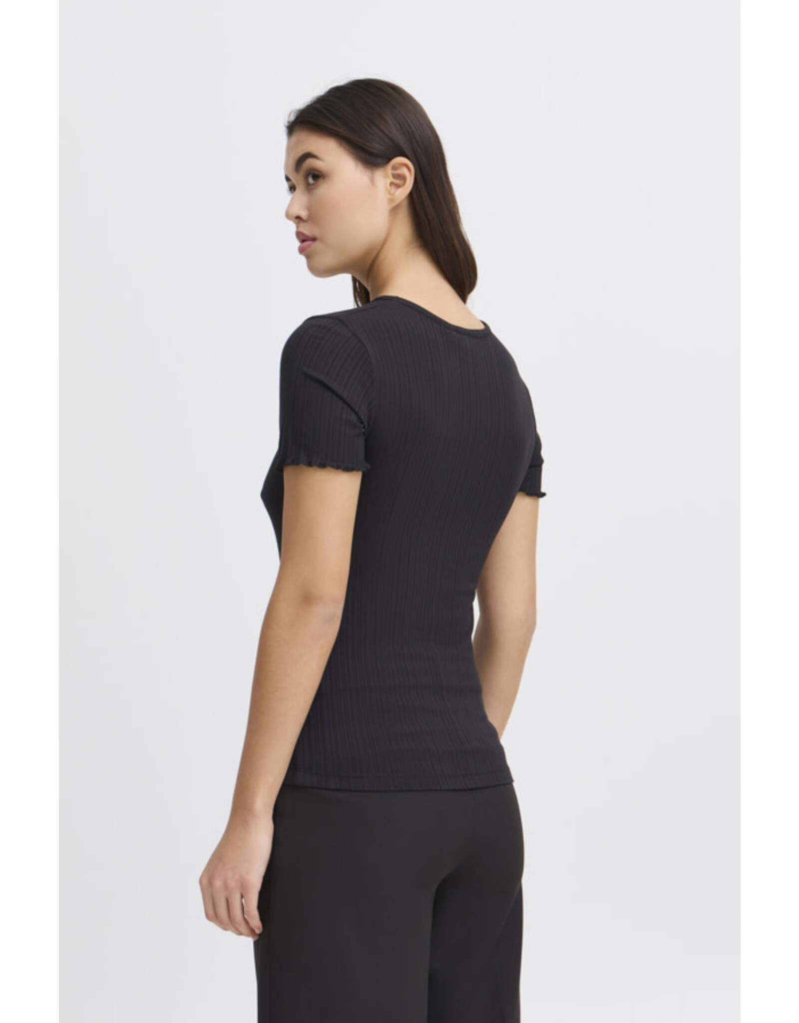 ICHI ICHI - Cella T Shirt (Black)